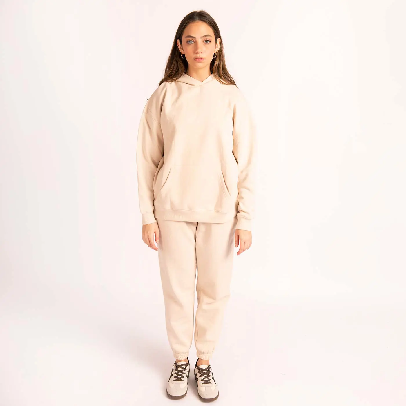 סווטשירטים וקפוצ'ונים בז L