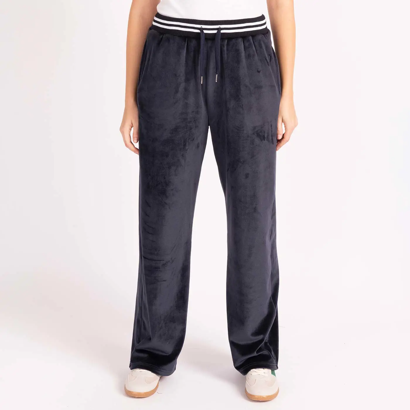 מכנסיים וחצאיות נייבי L