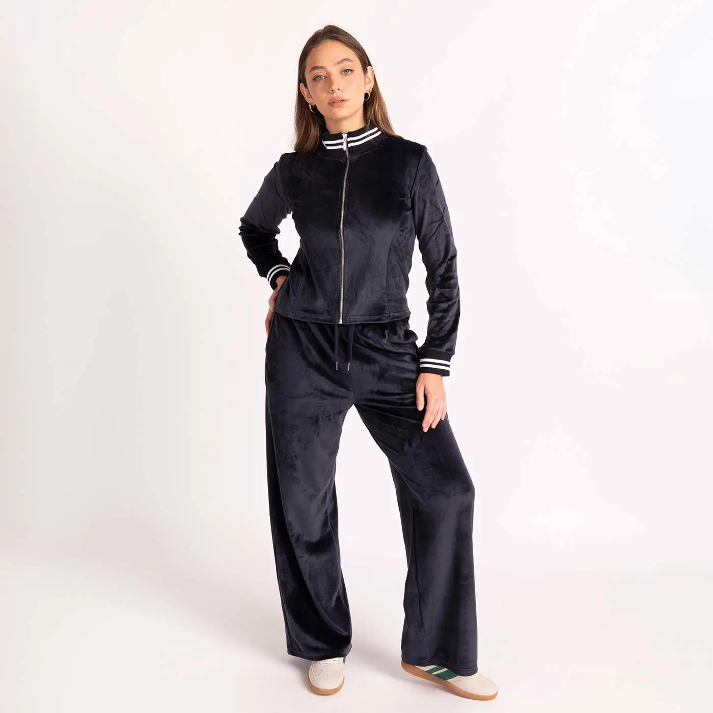 מכנסיים וחצאיות נייבי L