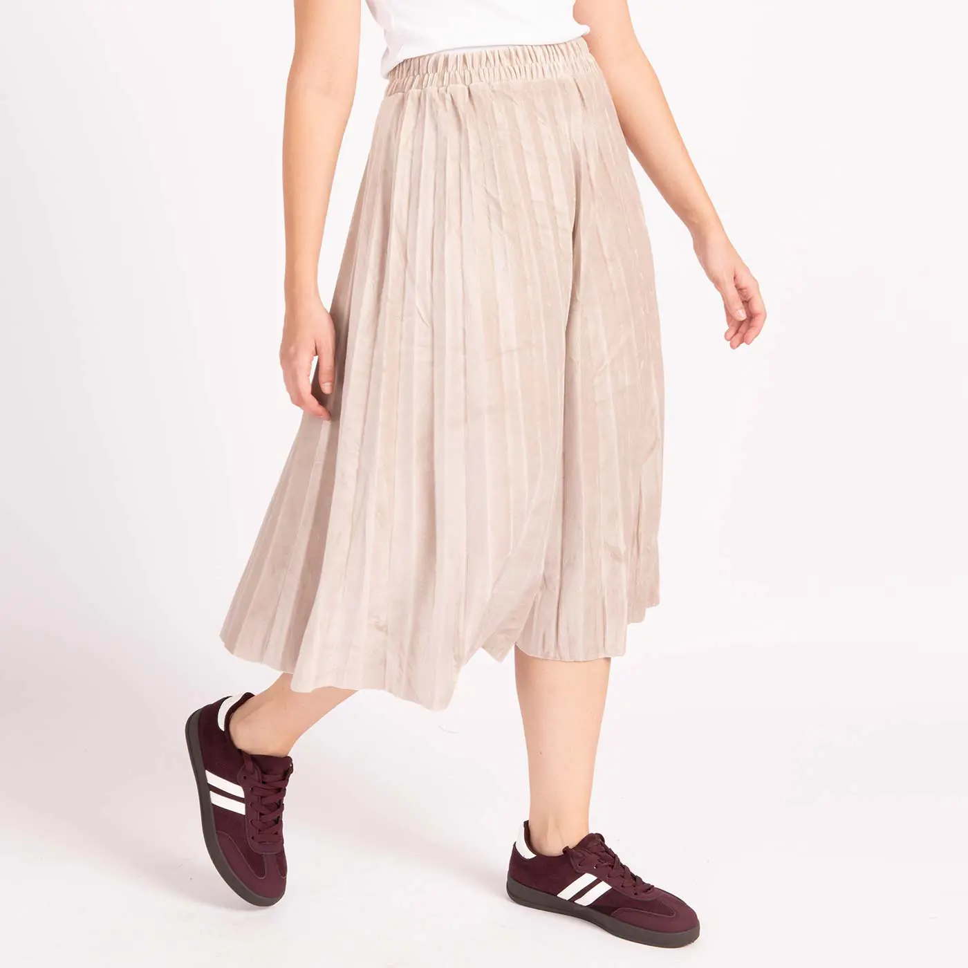 מכנסיים וחצאיות אופווייט S