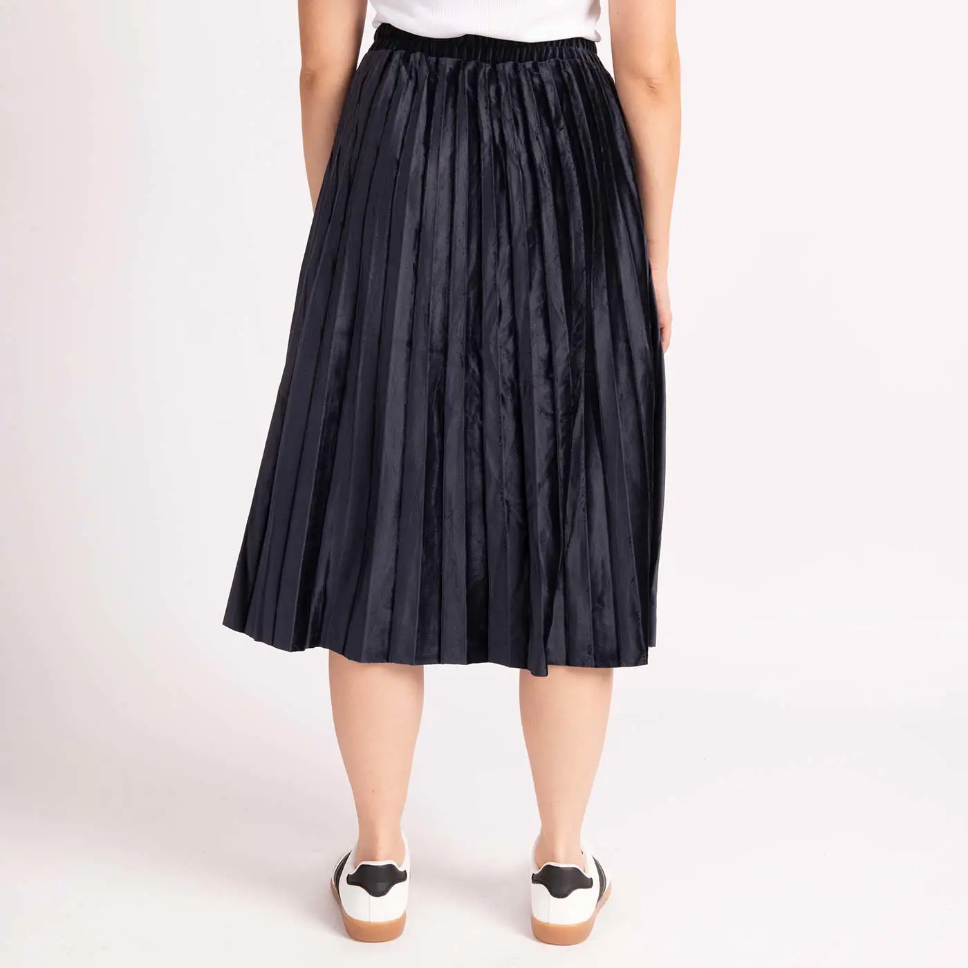 מכנסיים וחצאיות נייבי M