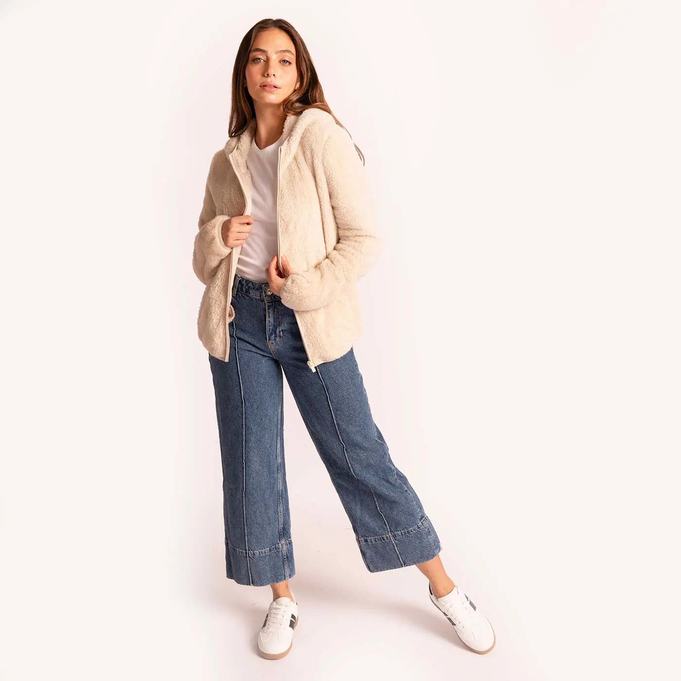 ג"קטים ומעילים אופווייט M