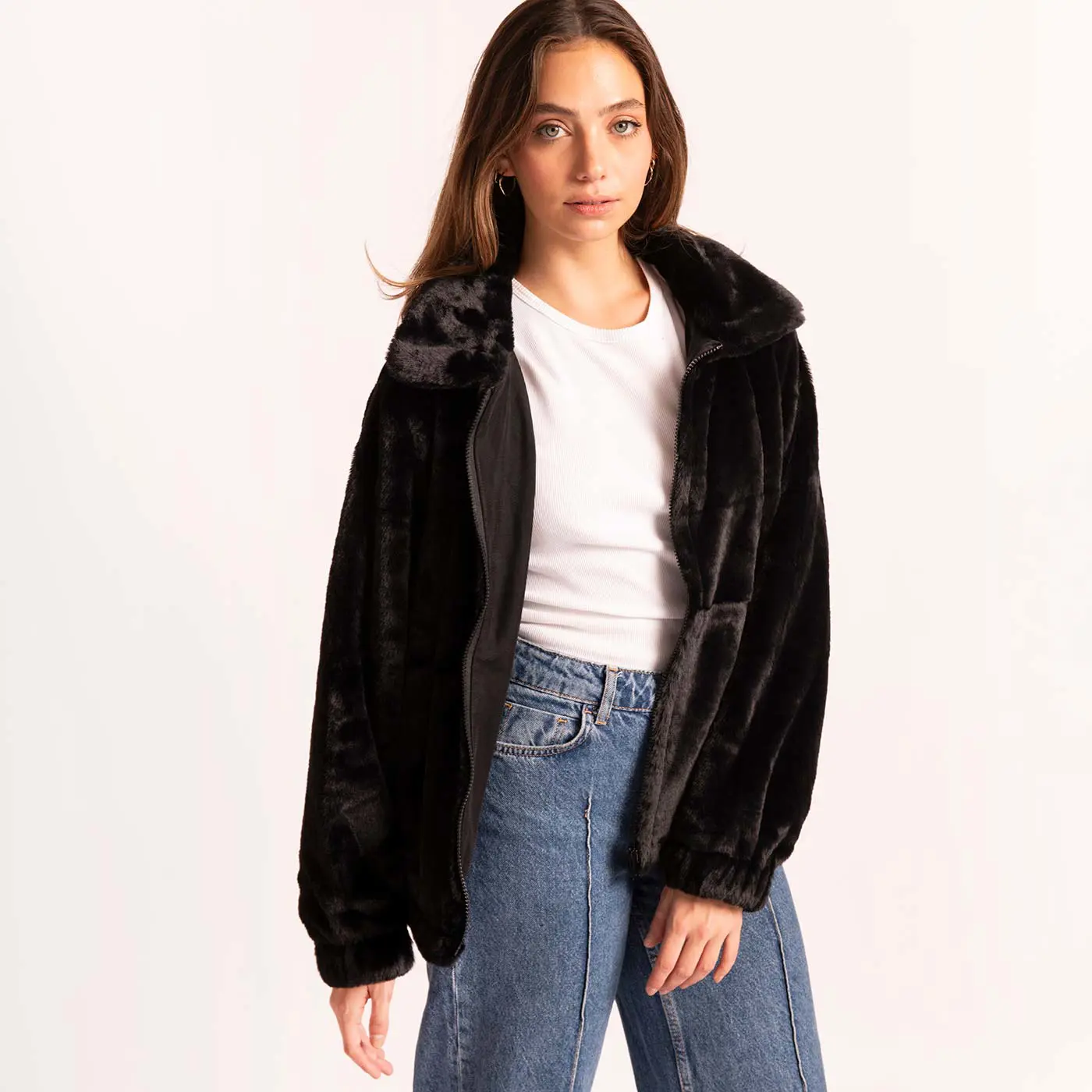 ג"קטים ומעילים שחור L