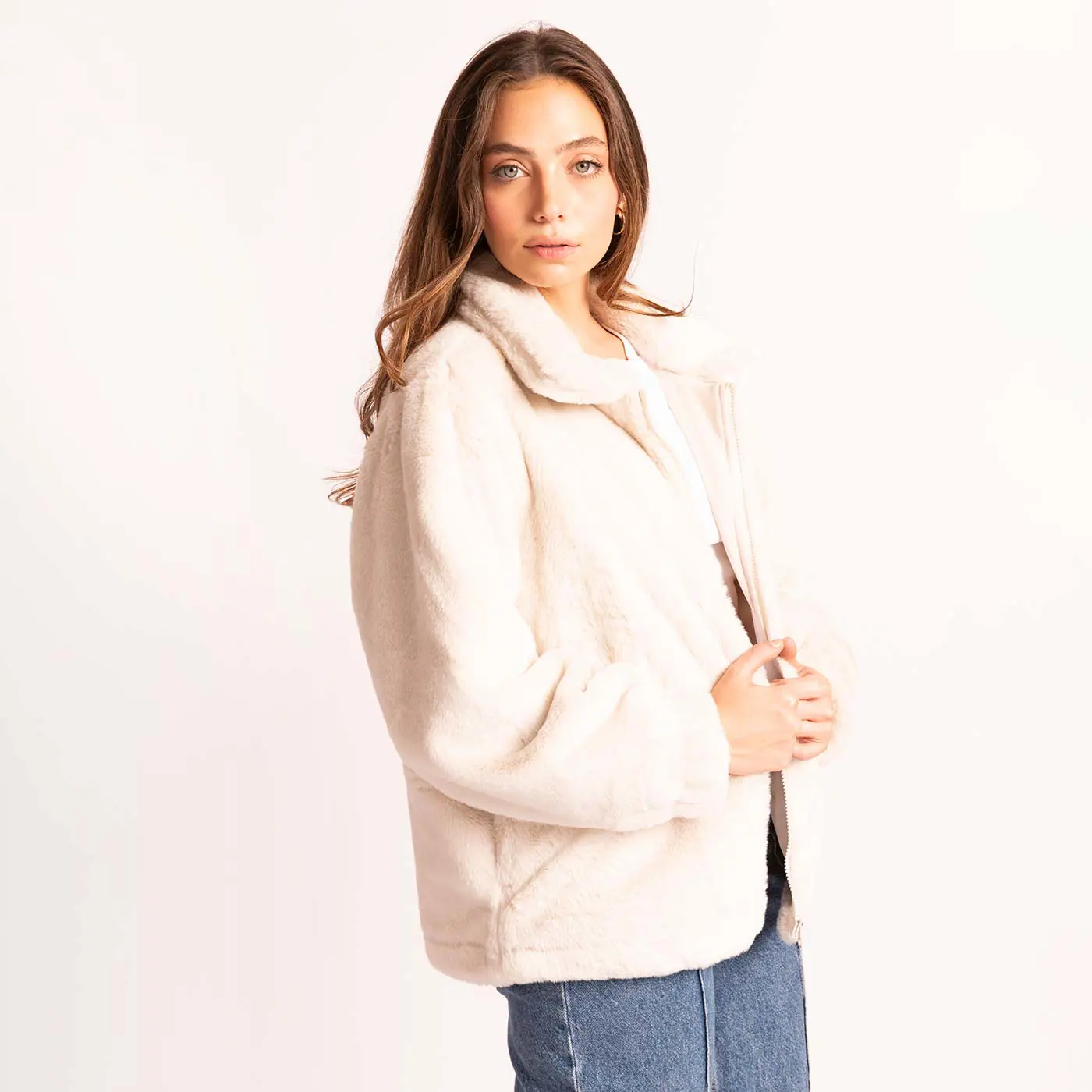 ג"קטים ומעילים אופווייט XL