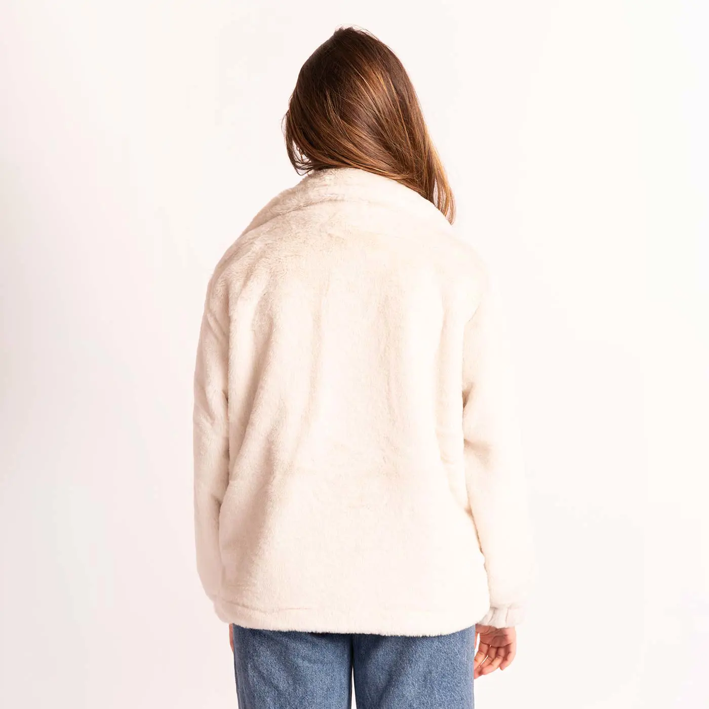 ג"קטים ומעילים אופווייט XL