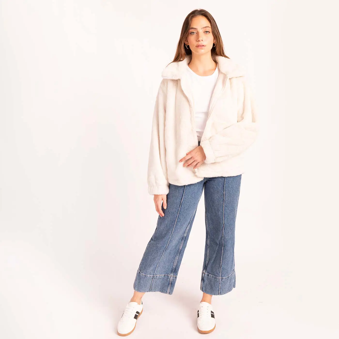 ג"קטים ומעילים אופווייט XL