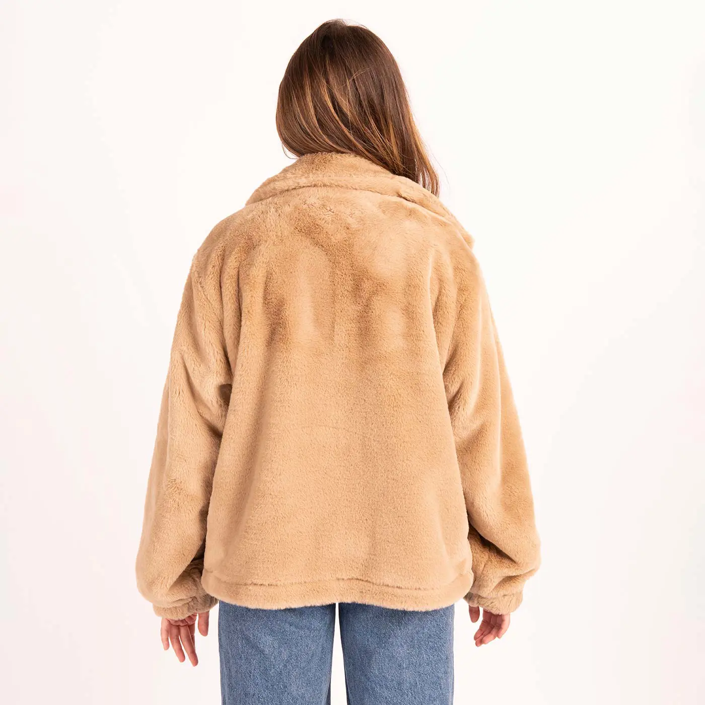 ג"קטים ומעילים בז L