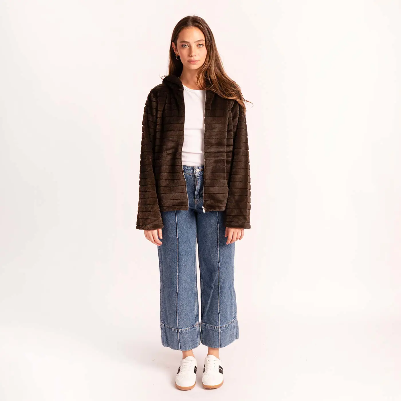 ג"קטים ומעילים חום L