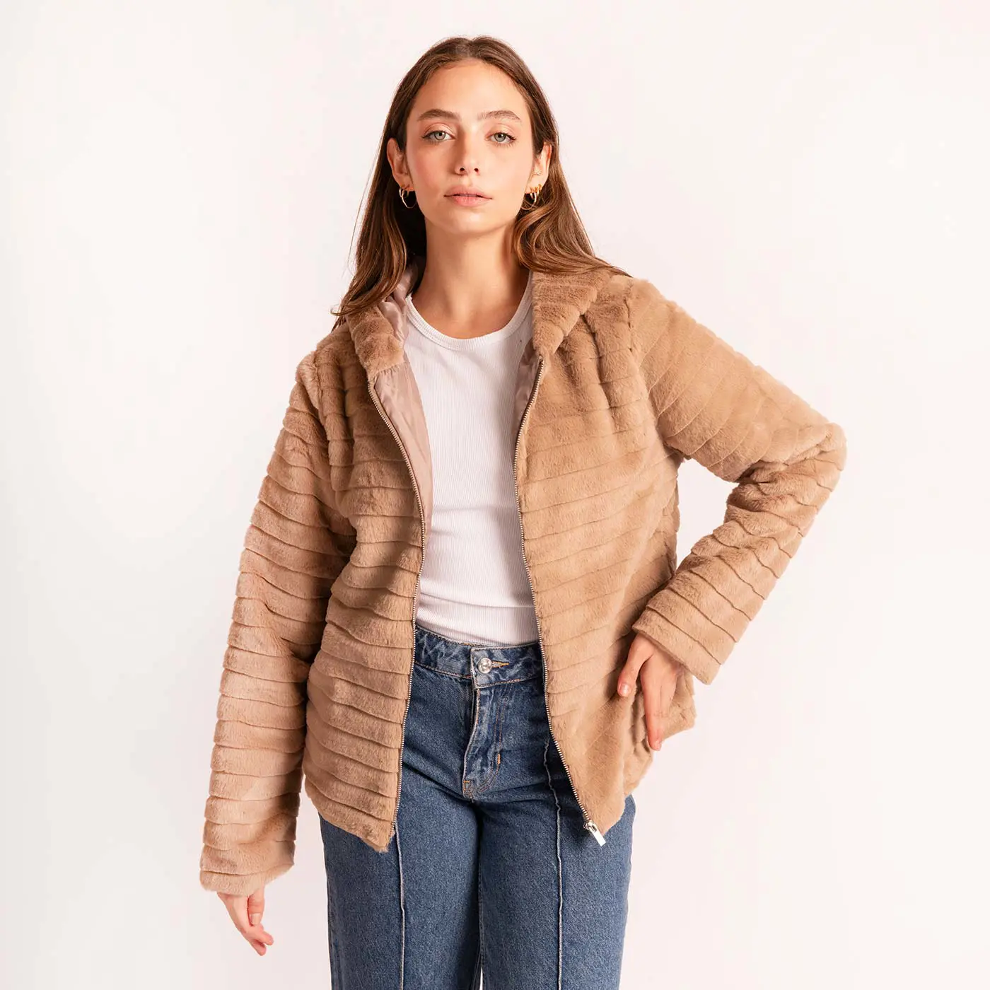 ג"קטים ומעילים מוקה L