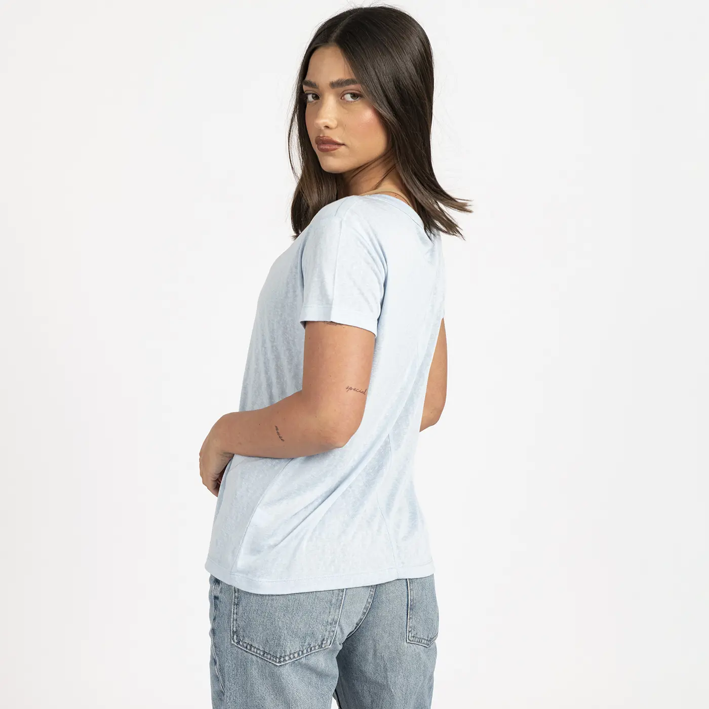 חולצות תכלת M