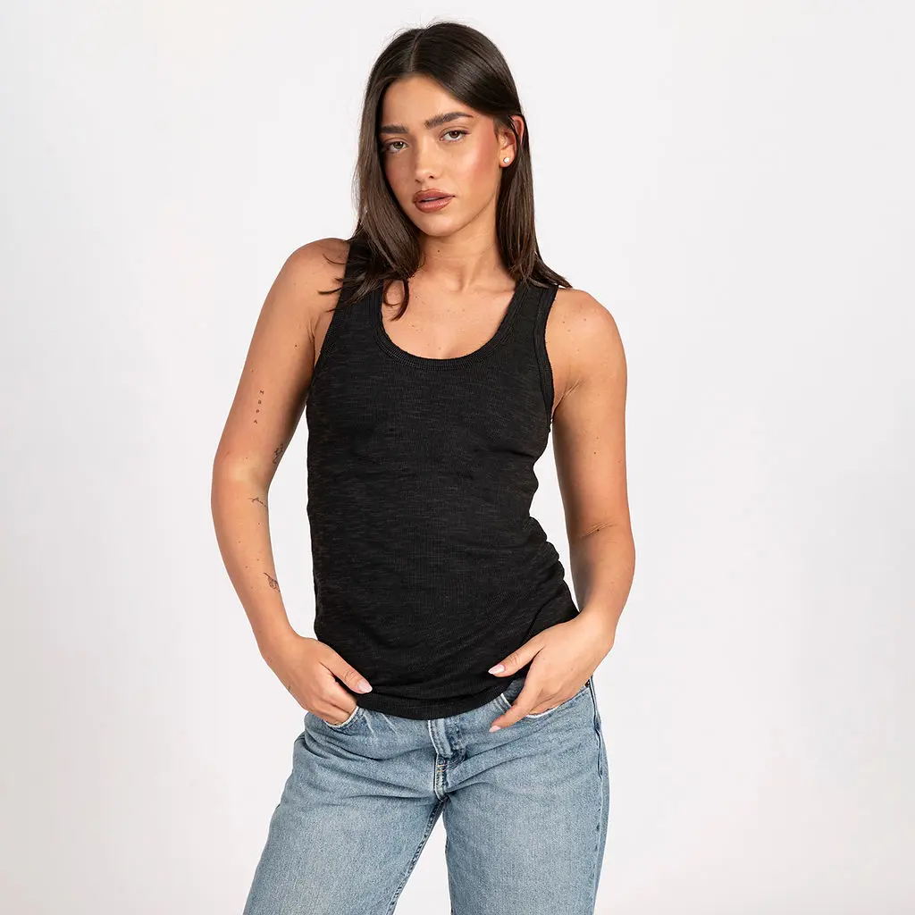 גופיות שחור XL