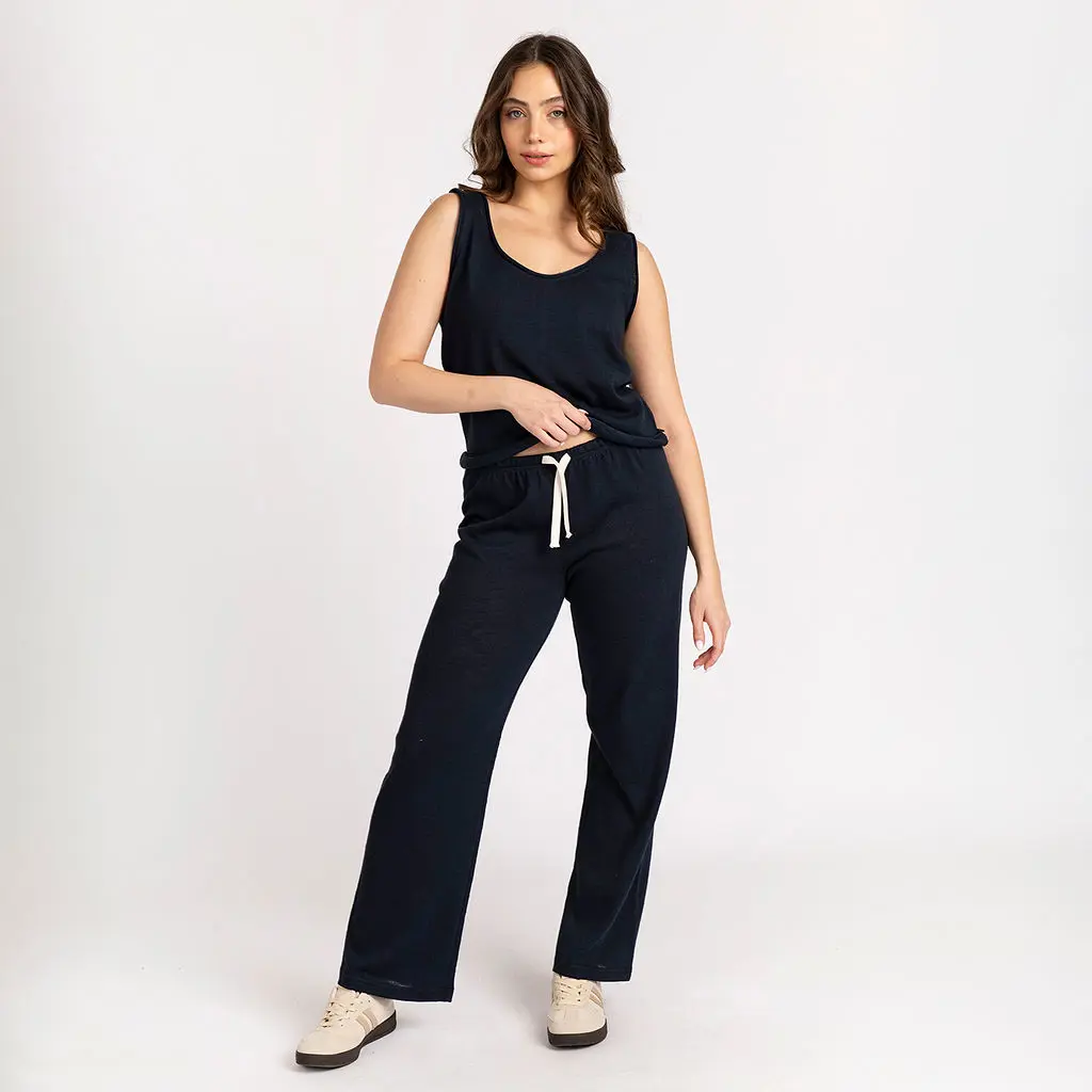 מכנסיים וחצאיות נייבי L