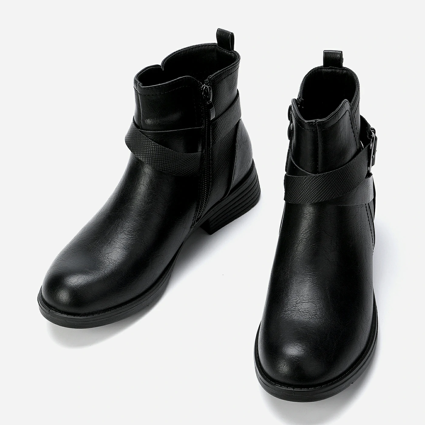 נוחות שחור 38