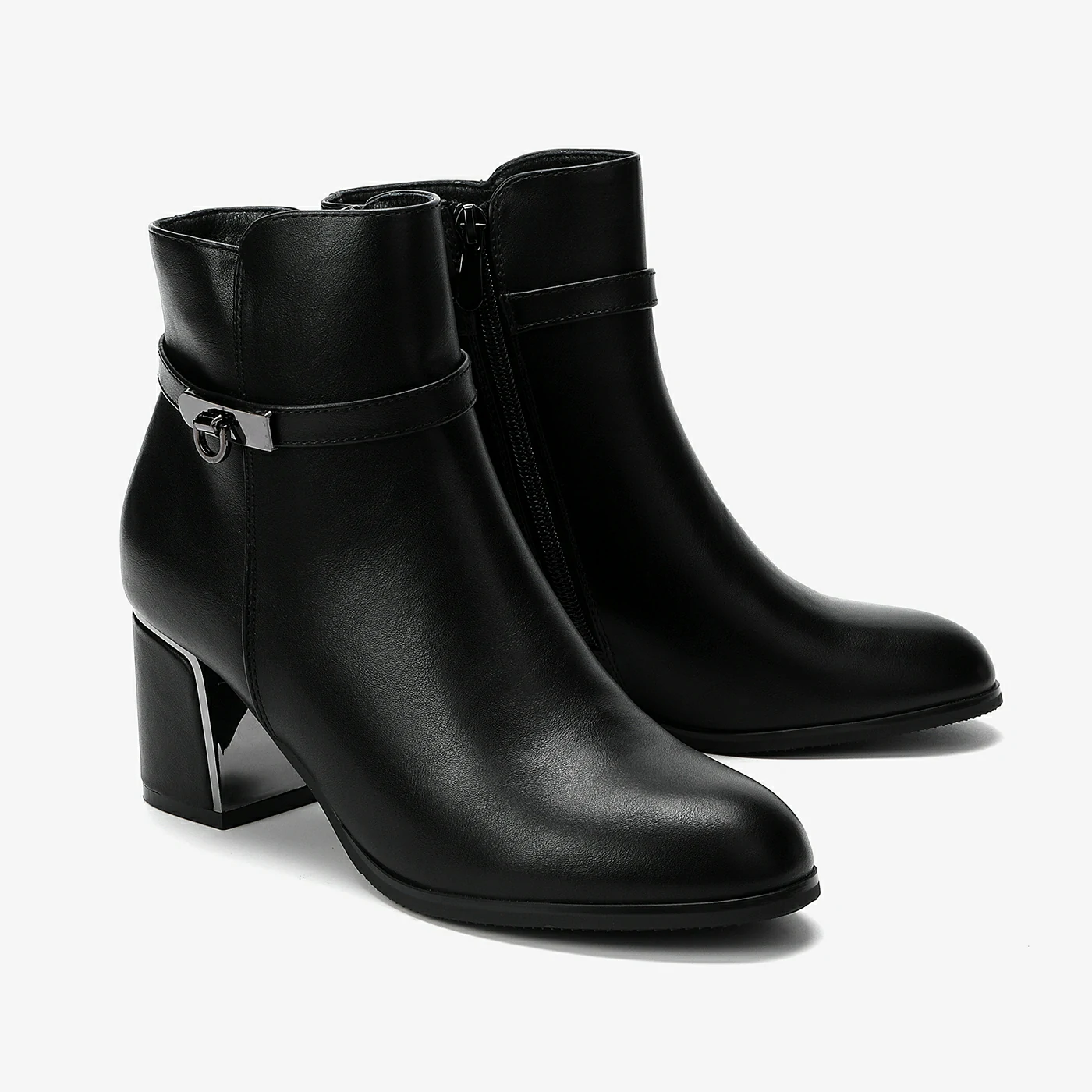 נוחות שחור 36