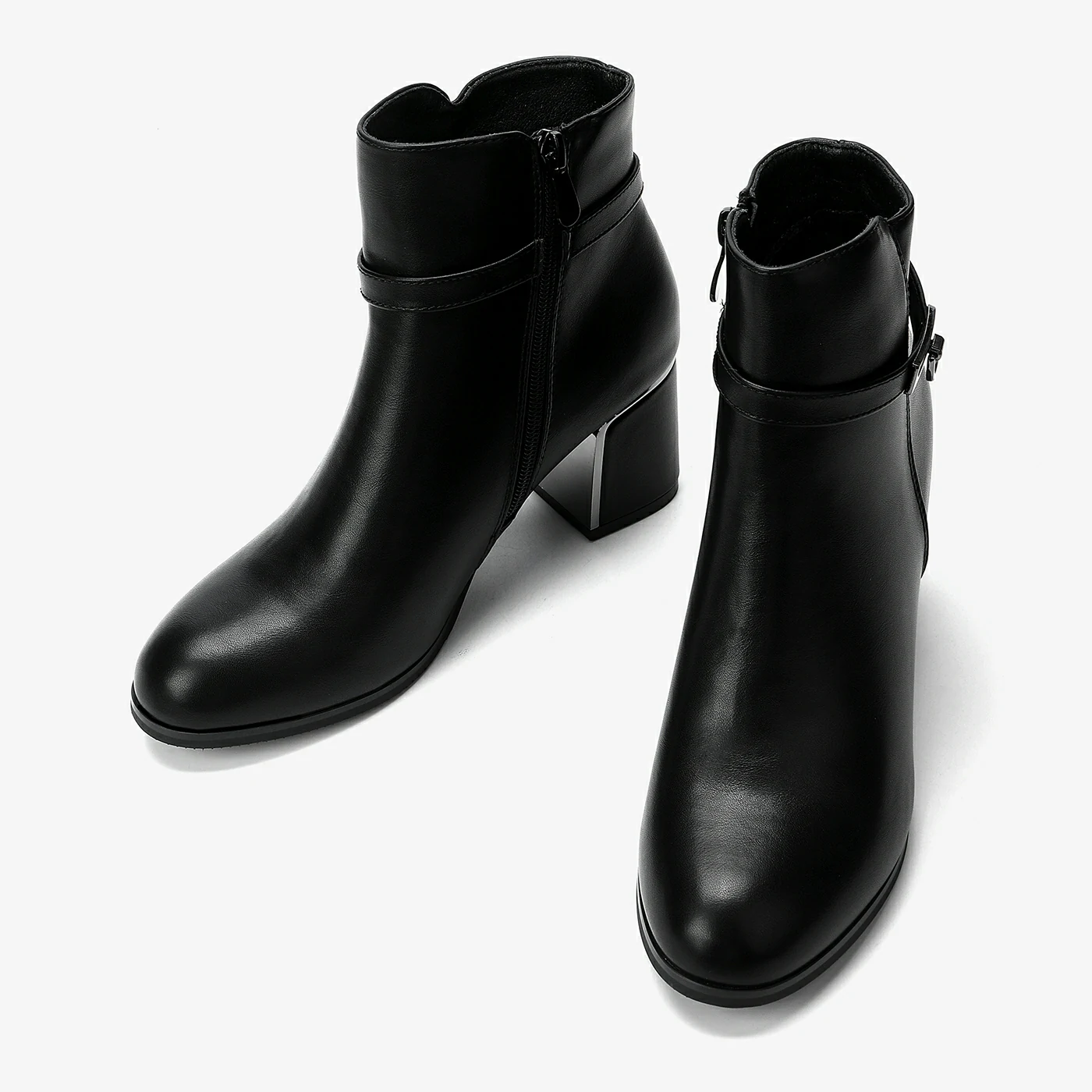 נוחות שחור 36