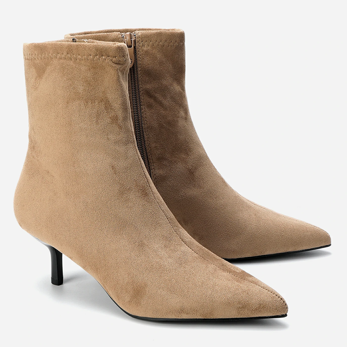 מגפון עקב בז 38