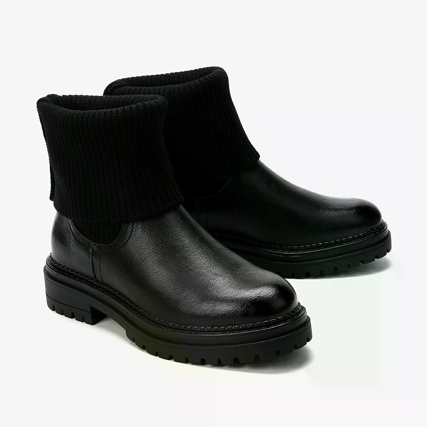 מגפון שטוח שחור 40