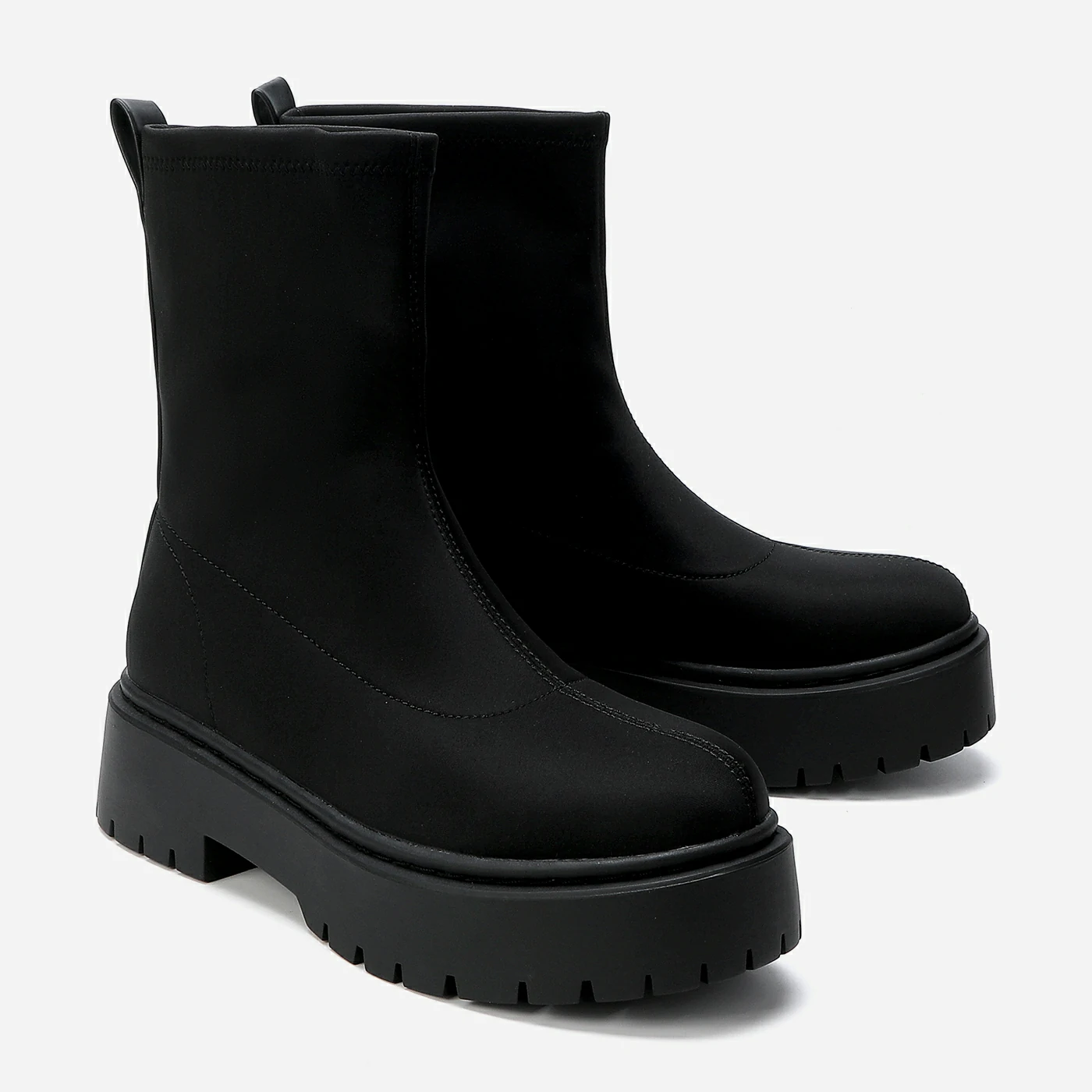 מגפון עקב שחור טקסטיל 39