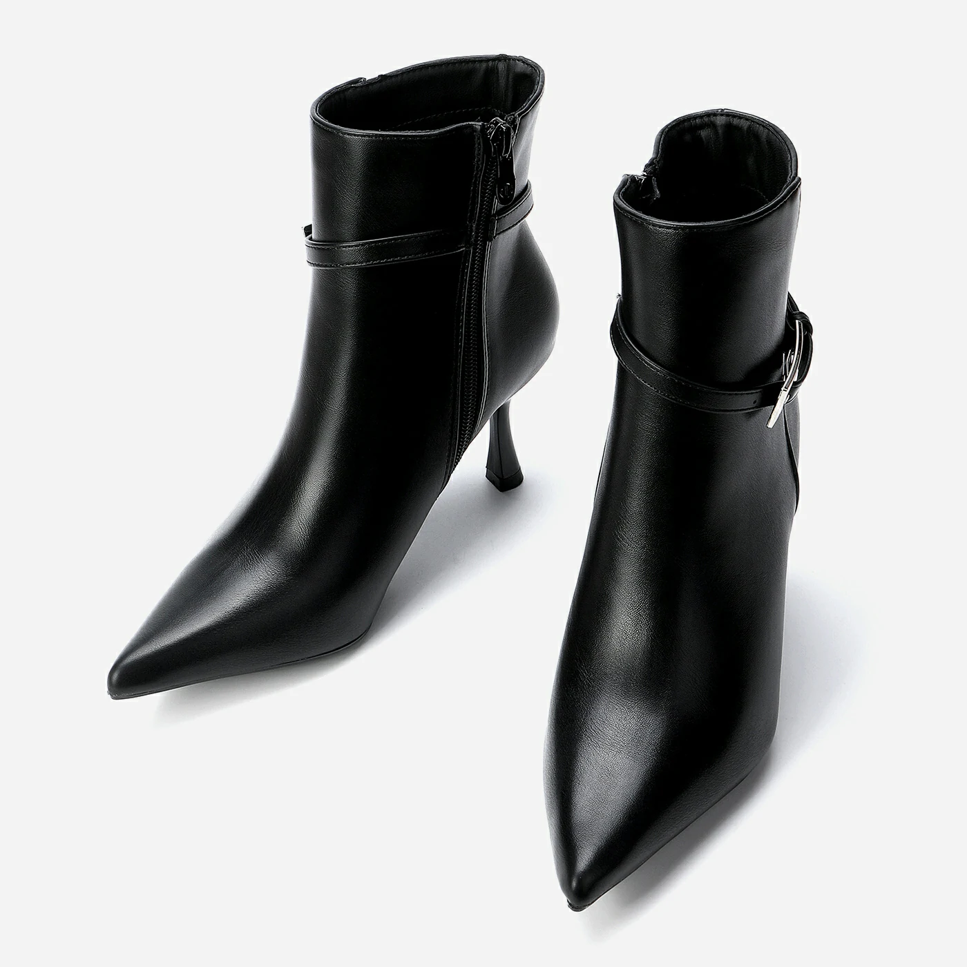 מגפון עקב שחור 38