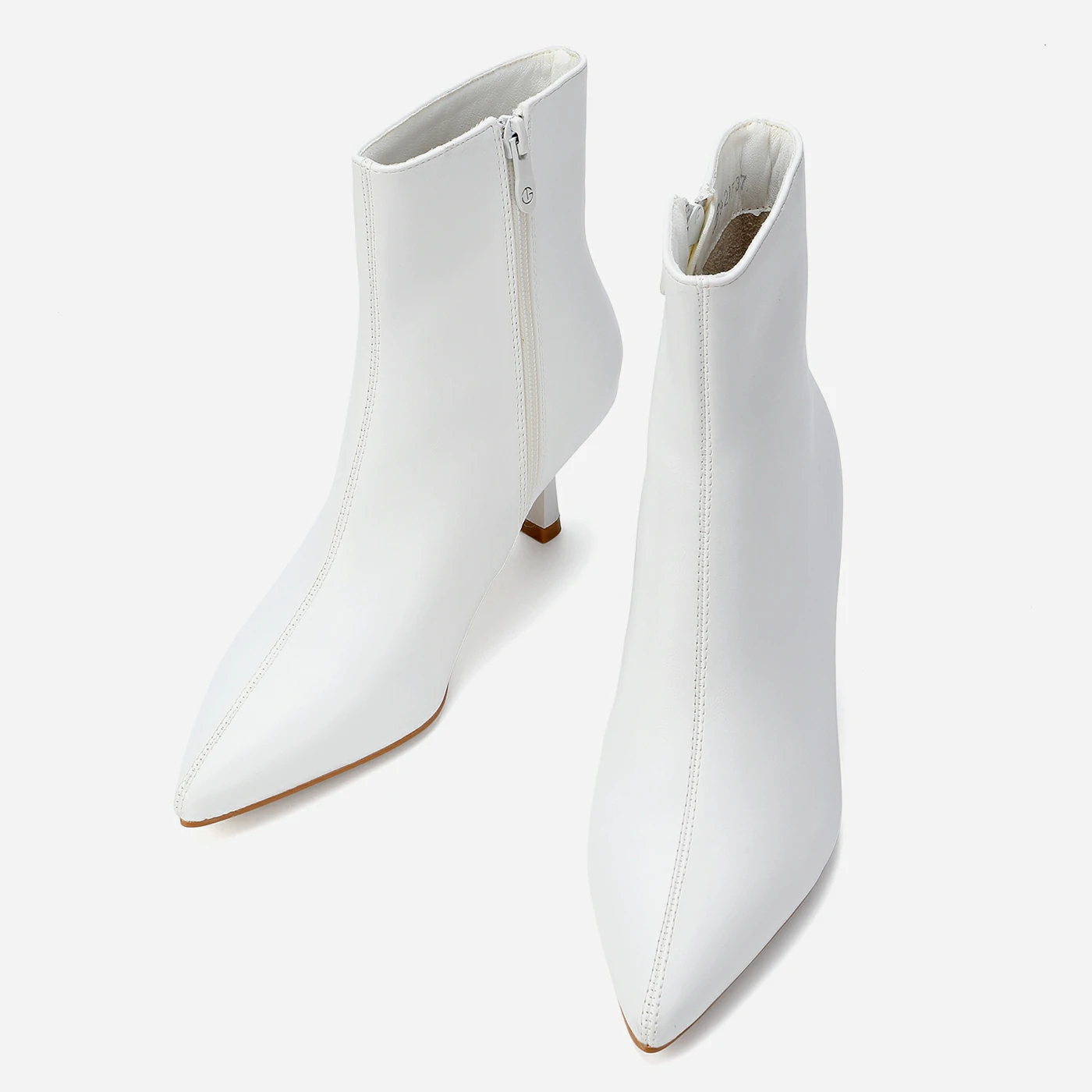 מגפון עקב לבן 40