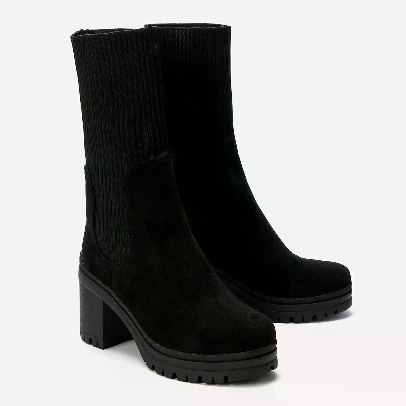 מגף עקב שחור 39