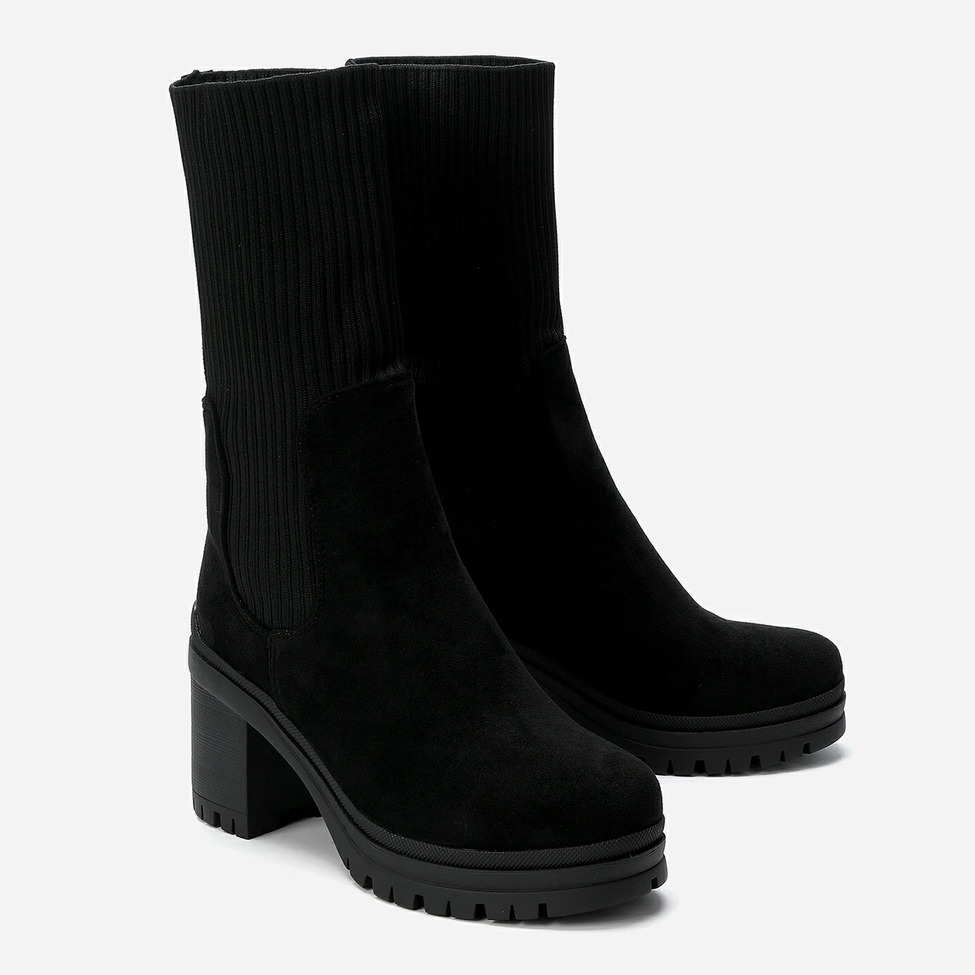 מגף עקב שחור 39