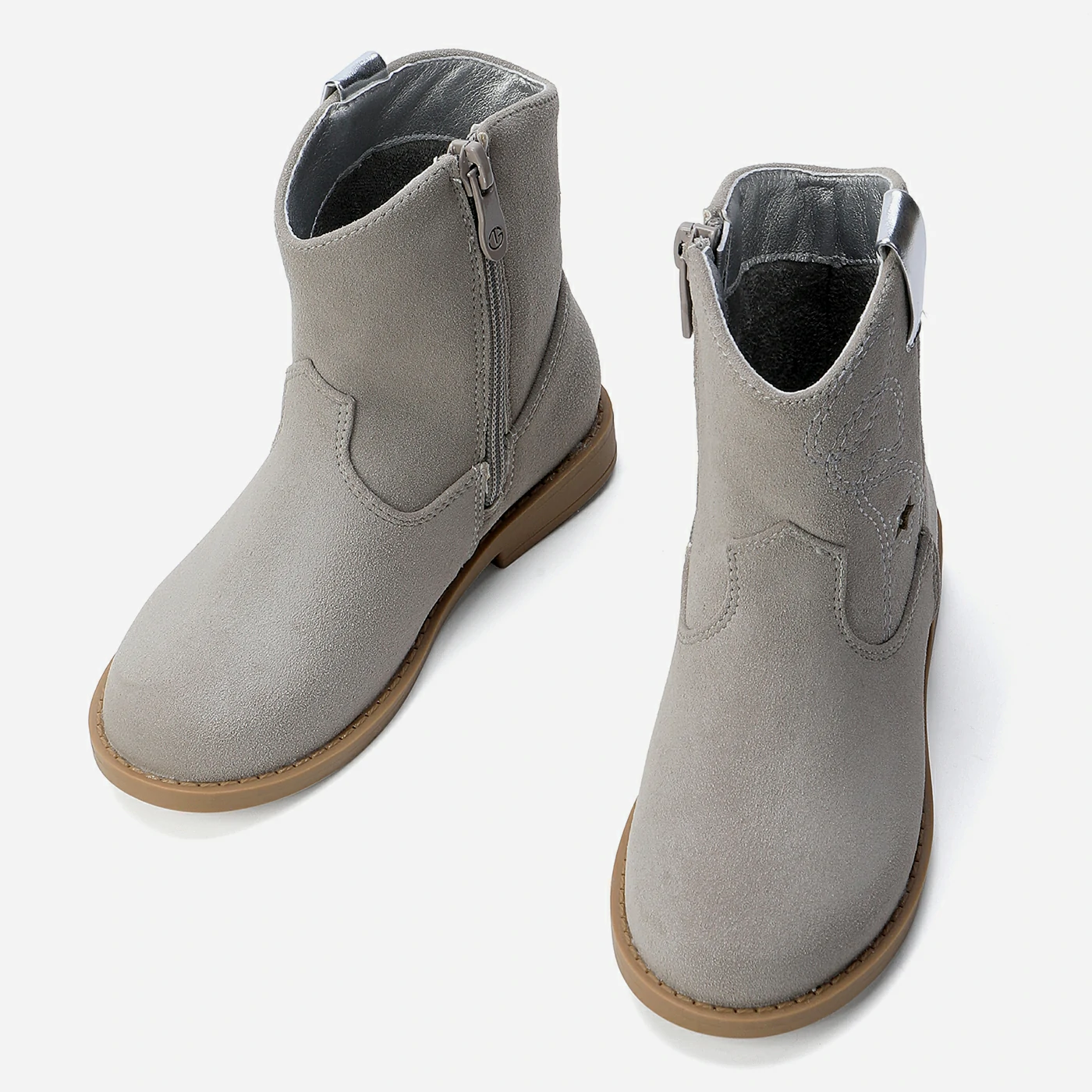 מגפון אפור 24