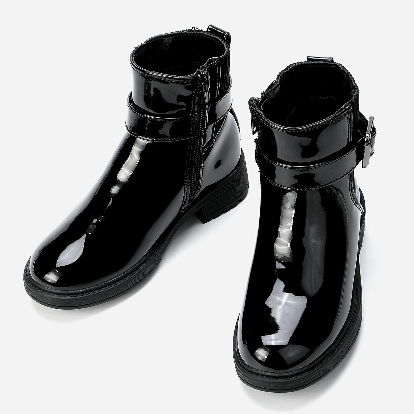 מגפון שחור 25