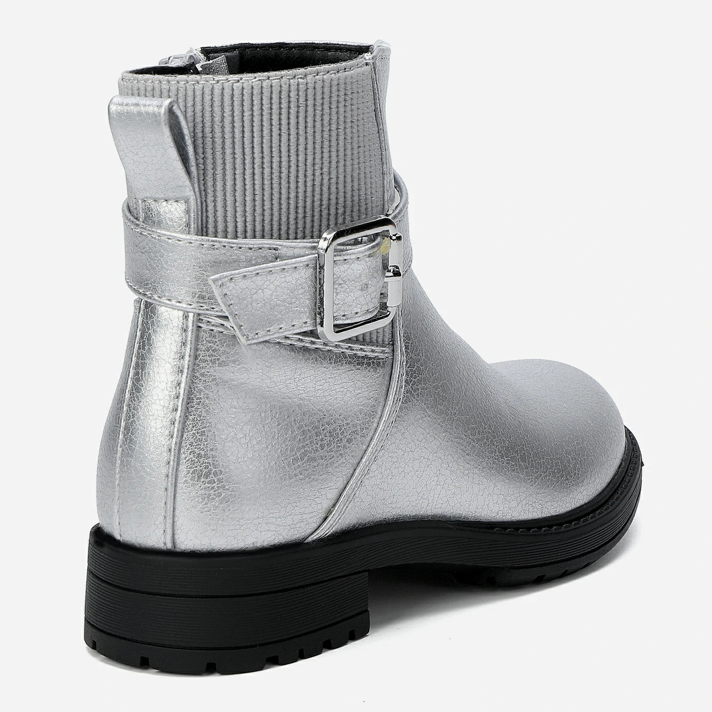 מגפון כסף 24