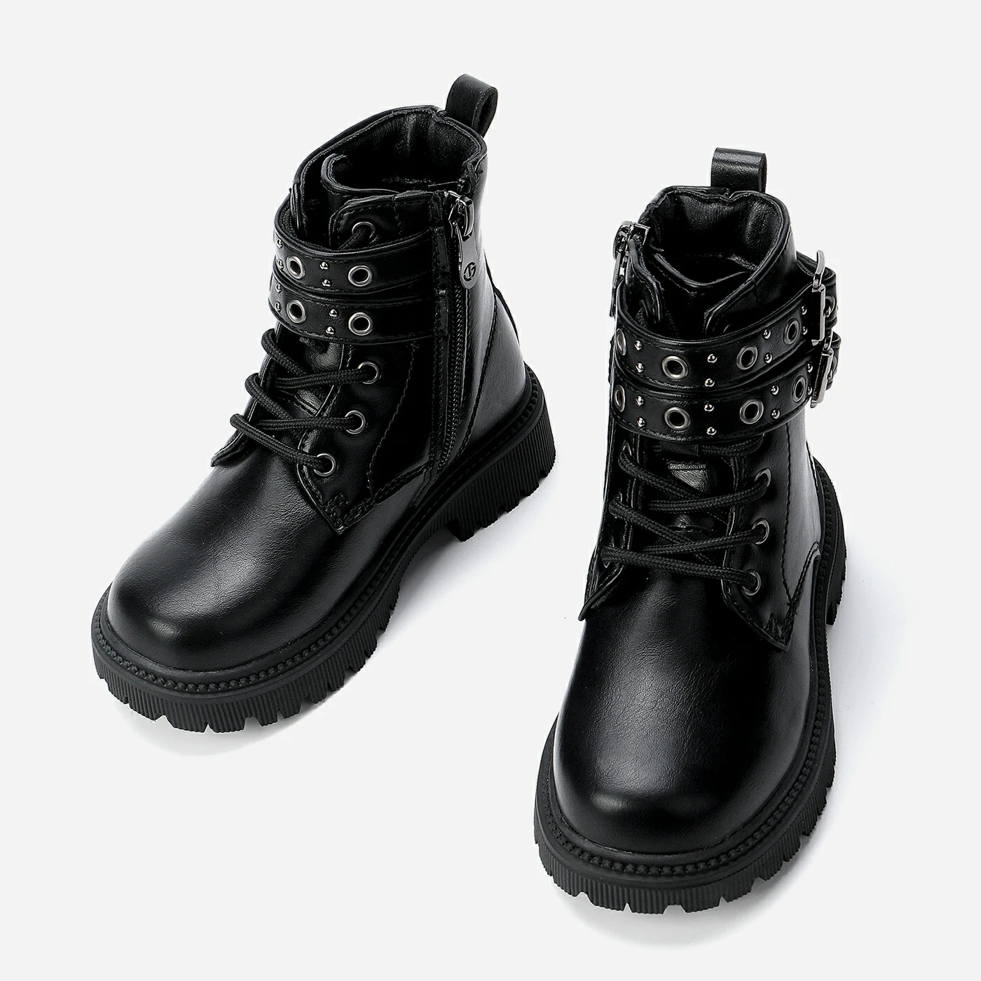 מגפון שחור 28