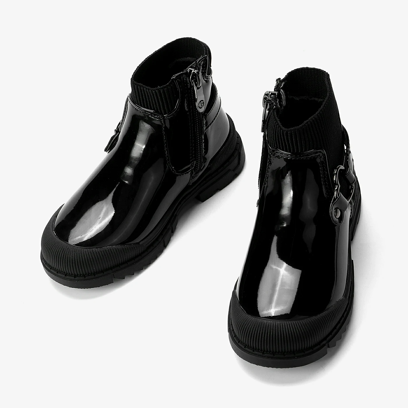 מגפון שחור 25