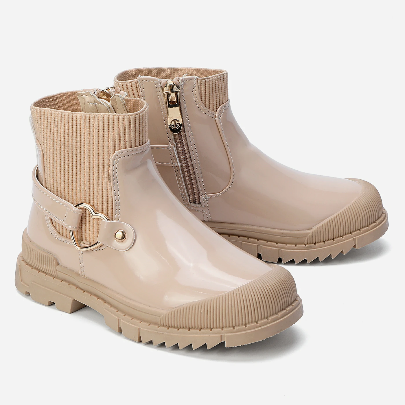 מגפון גוף 28