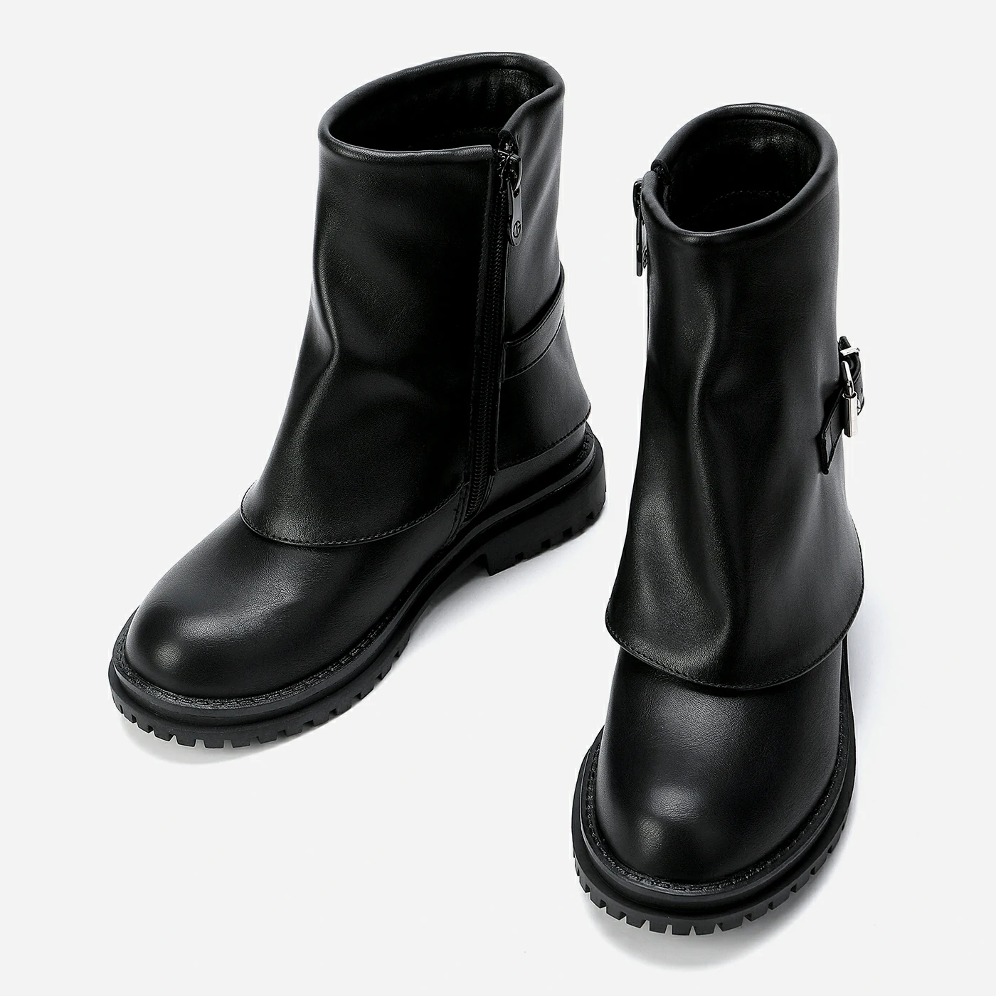 מגפון שחור 30