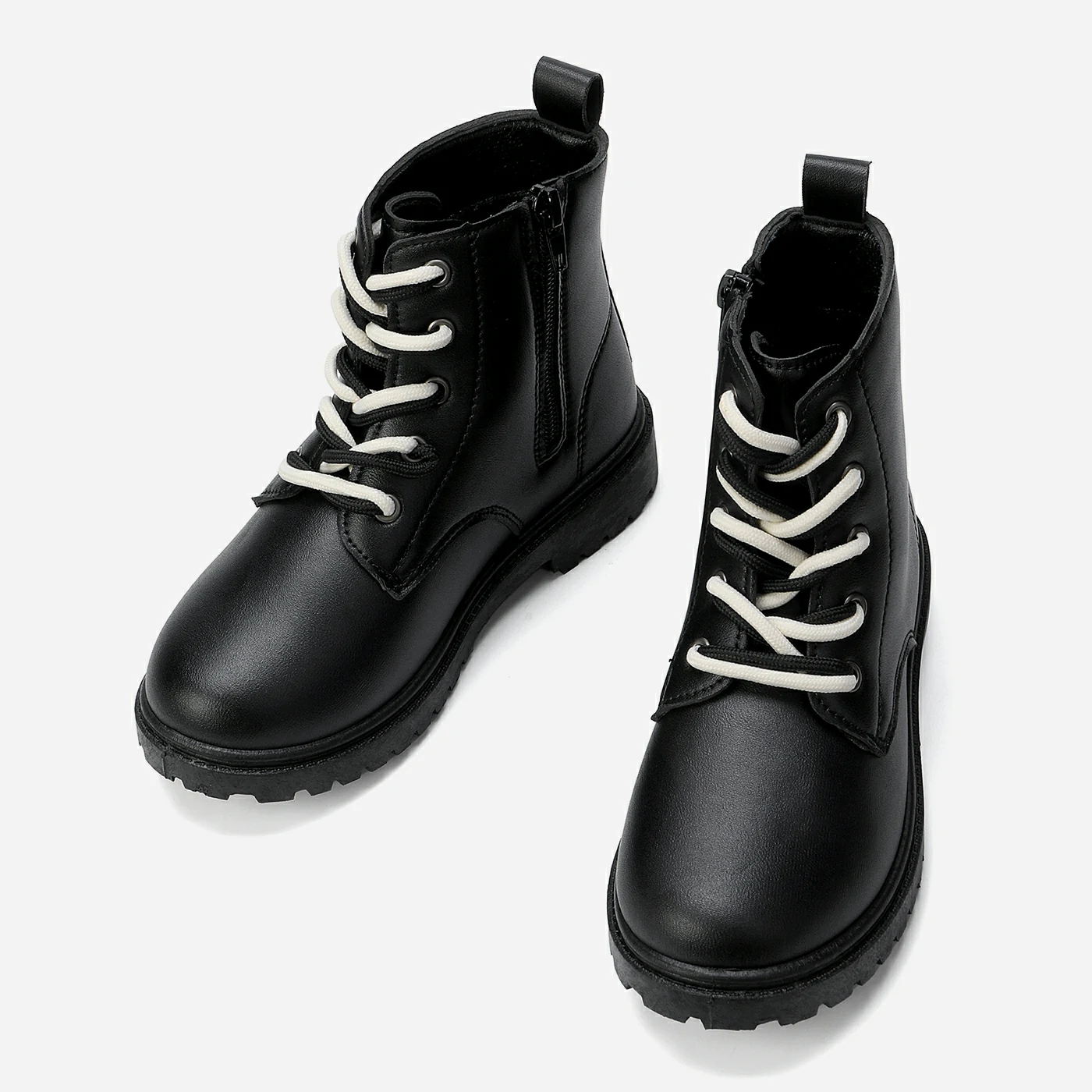 מגפון שחור 35