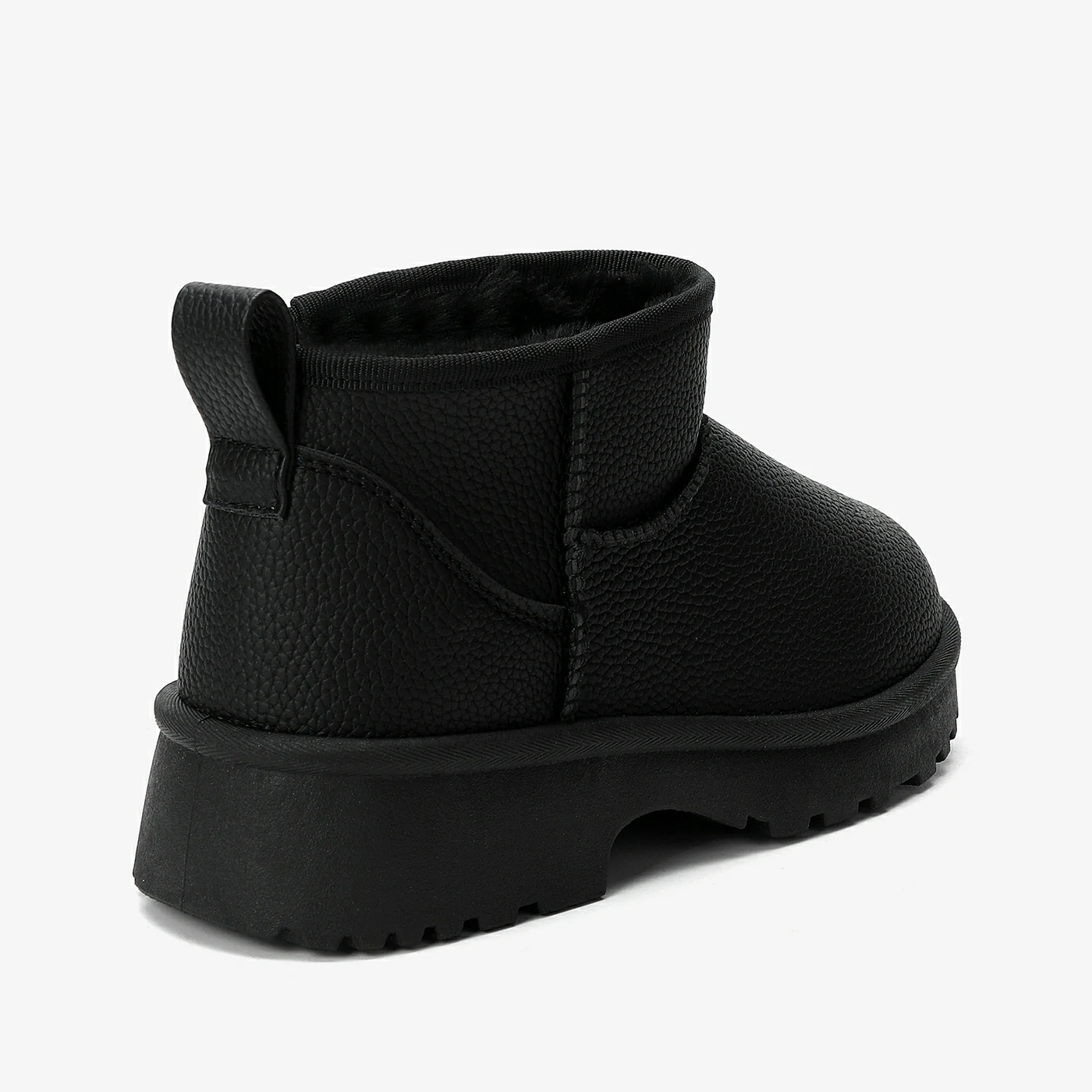 מגפון שחור 31