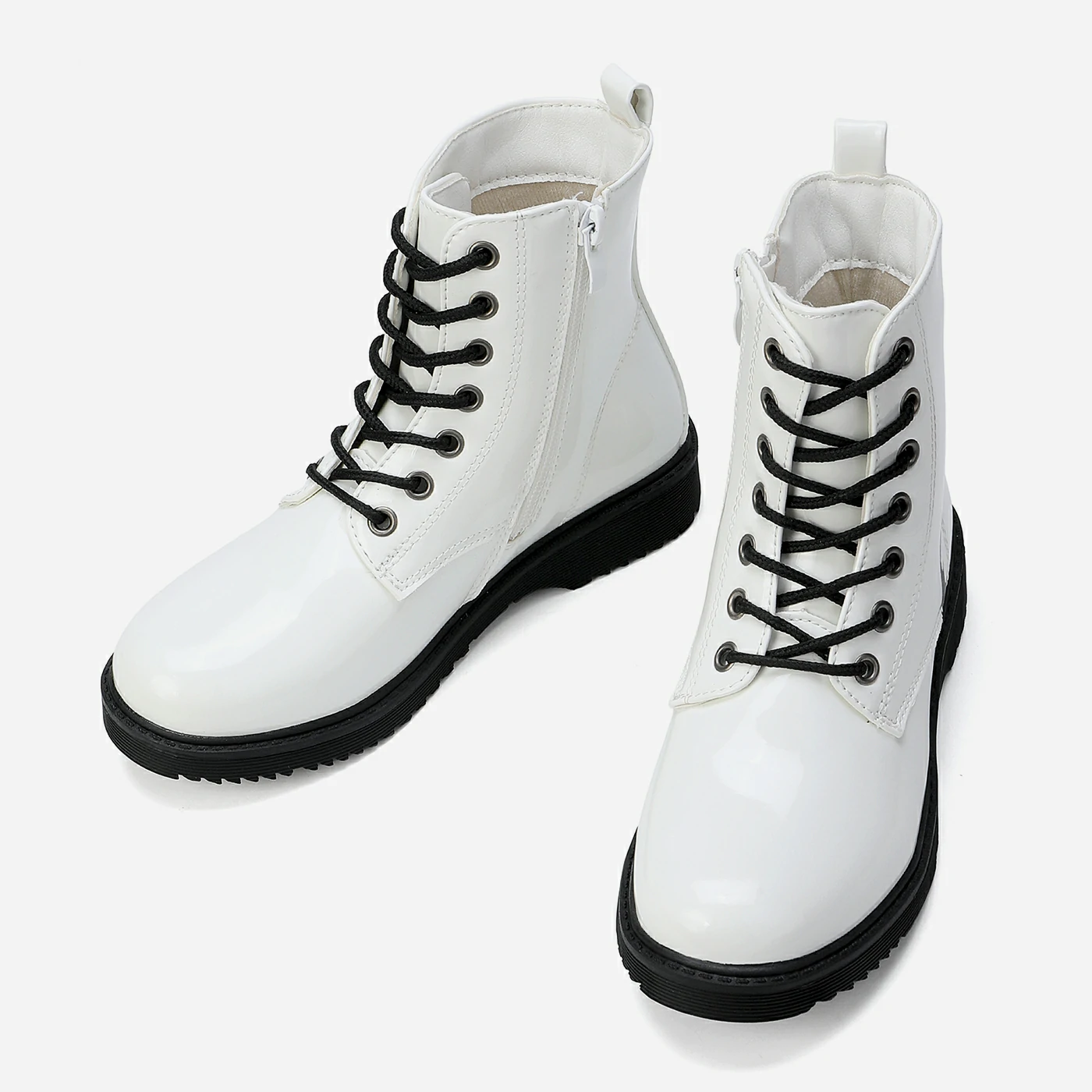 מגפון לבן 34