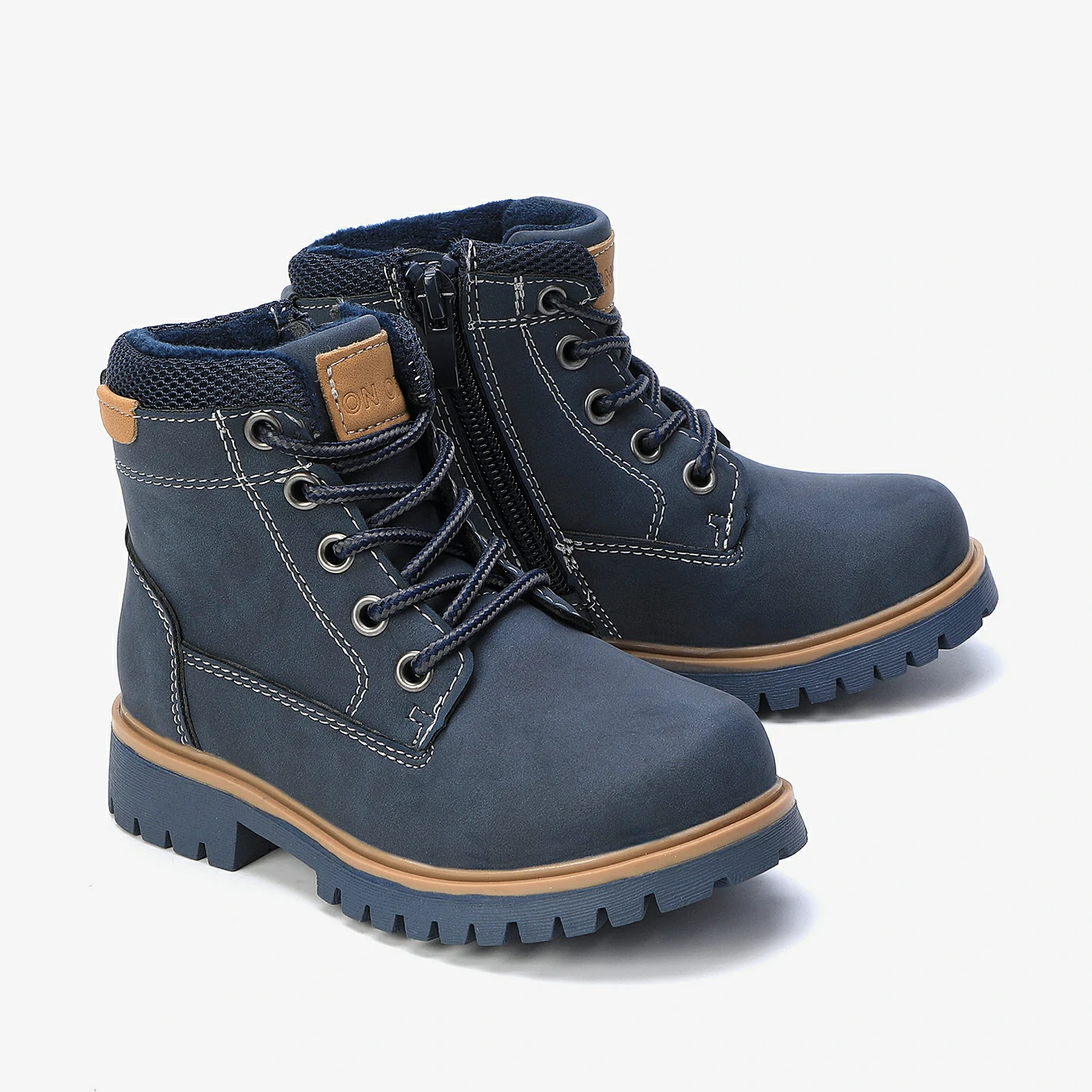 מגפון נייבי 24