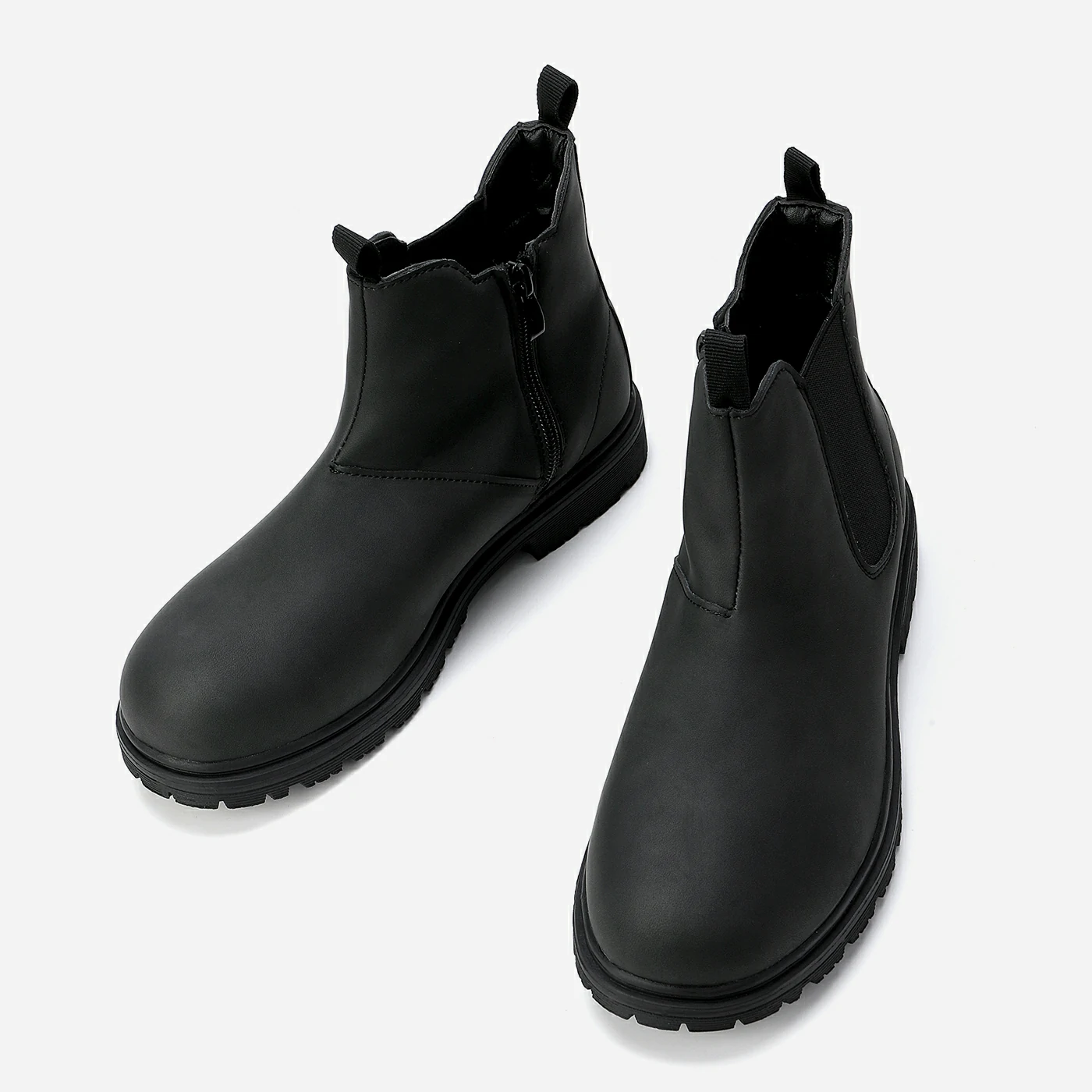 מגפון שחור 36