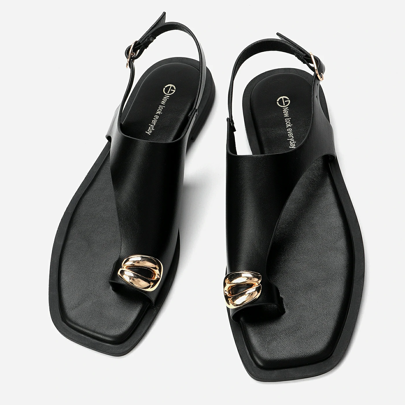 סנדל שטוח שחור 37