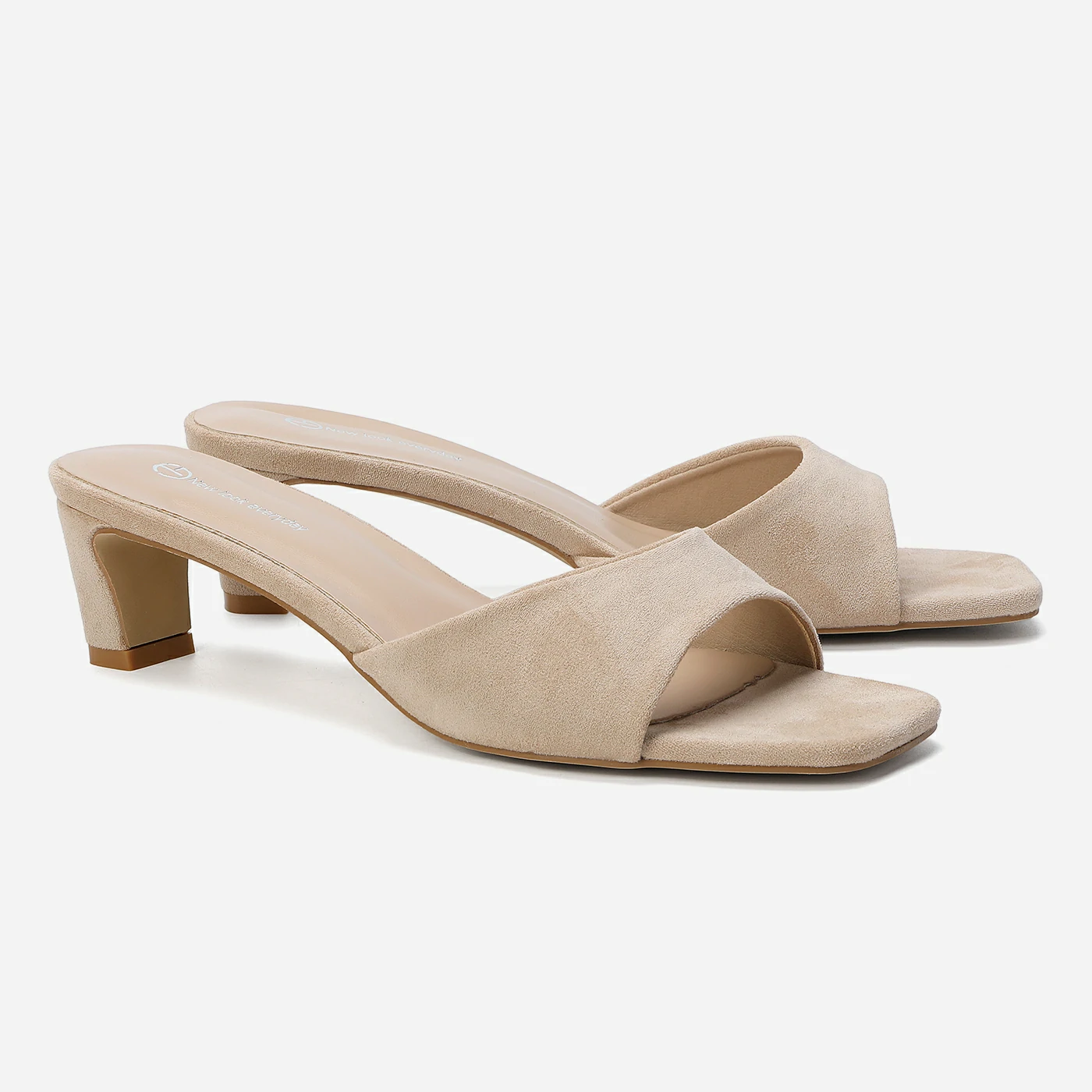 כפכף עקב בז 40