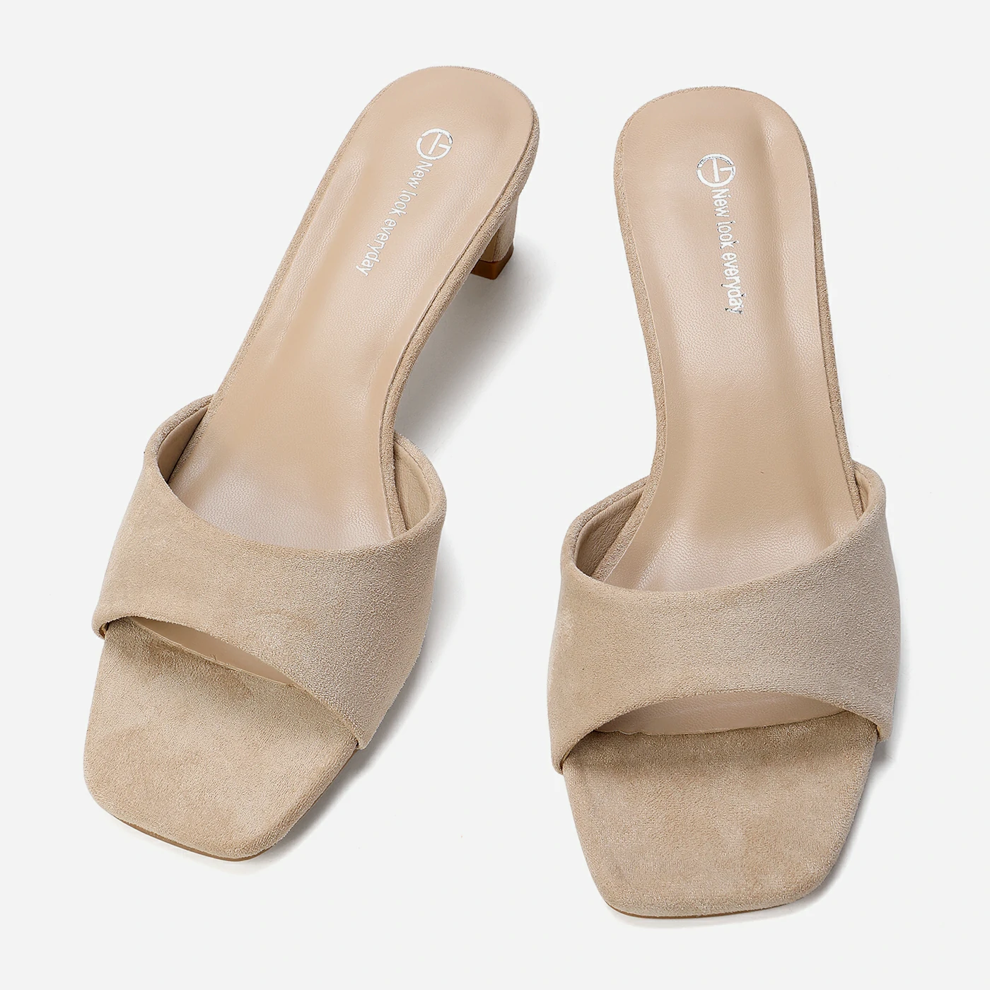 כפכף עקב בז 40