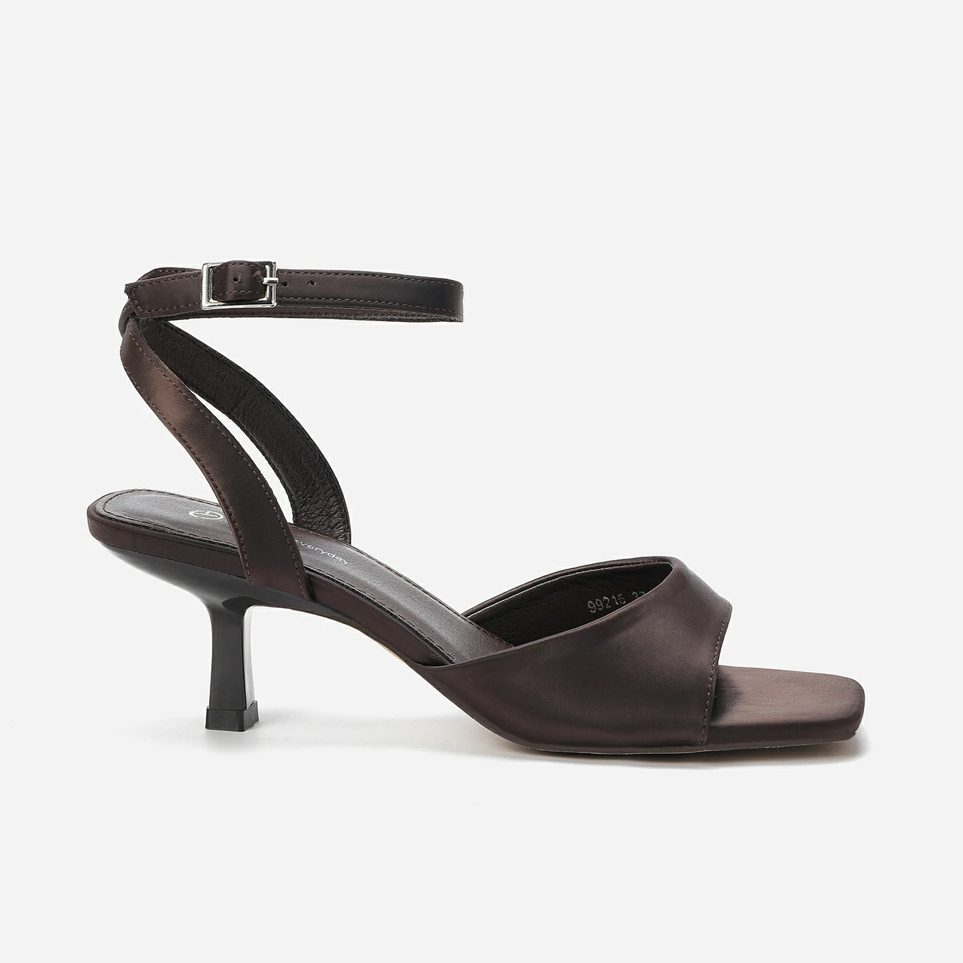 סנדל עקב חום 39