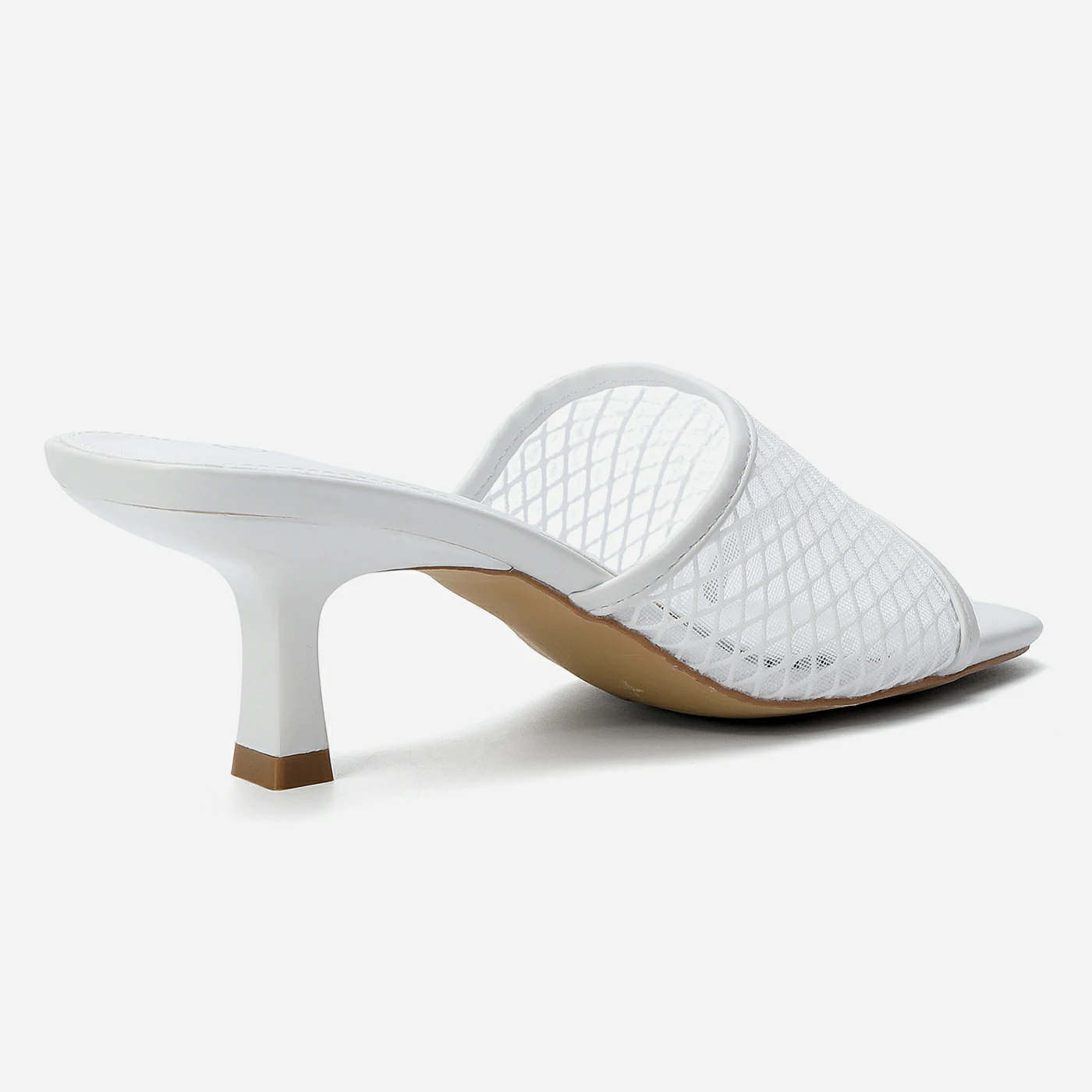 כפכף עקב לבן 38