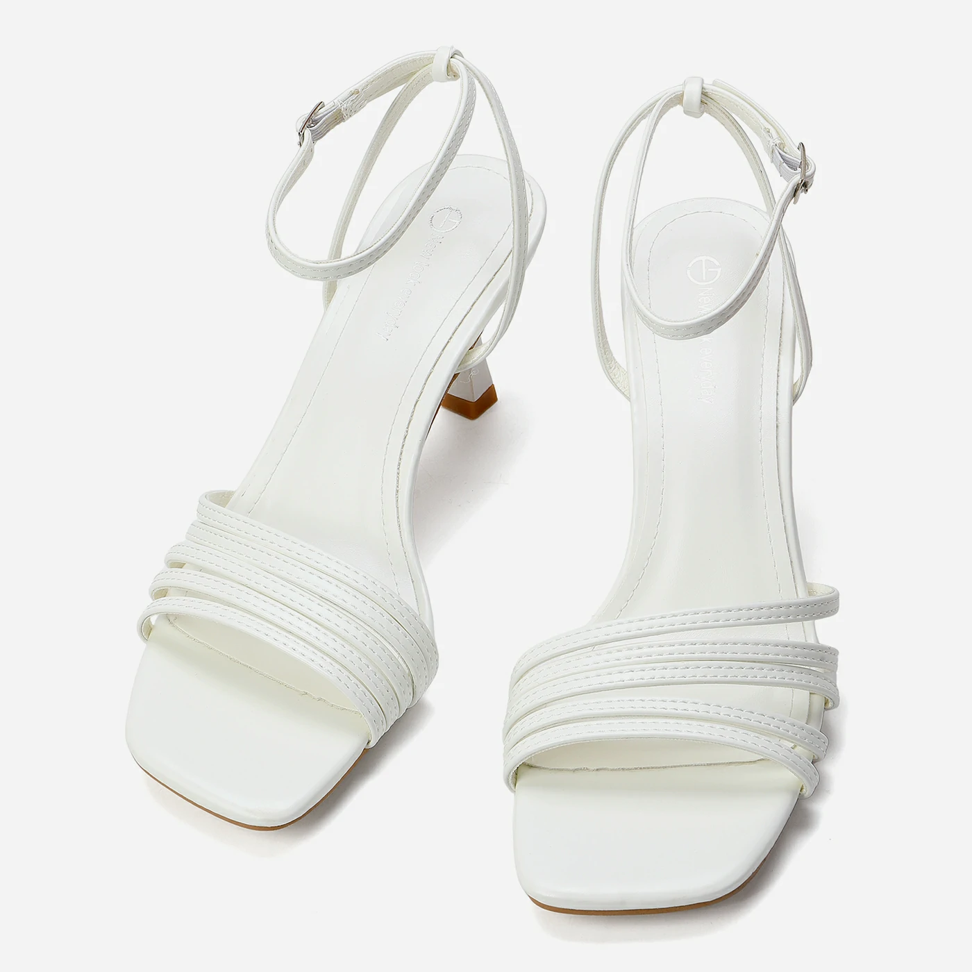 סנדל עקב לבן 40