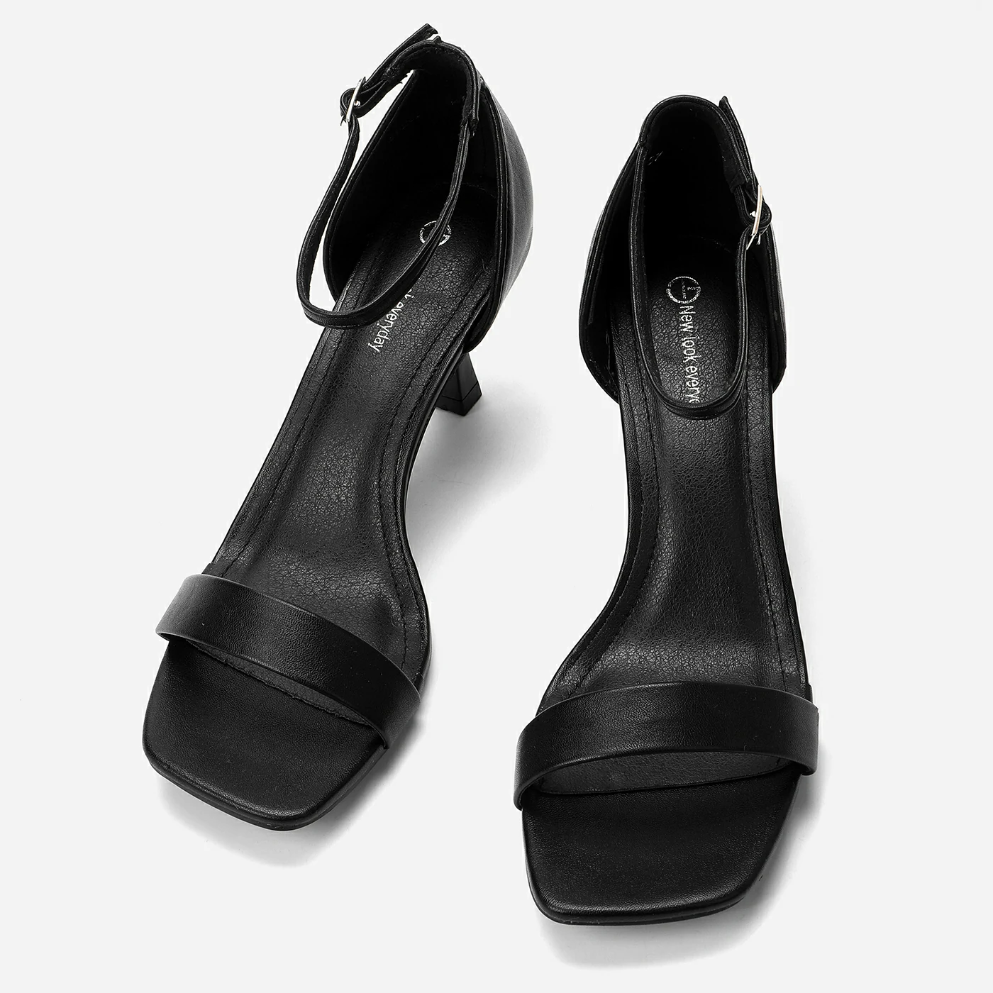 סנדל עקב שחור 39