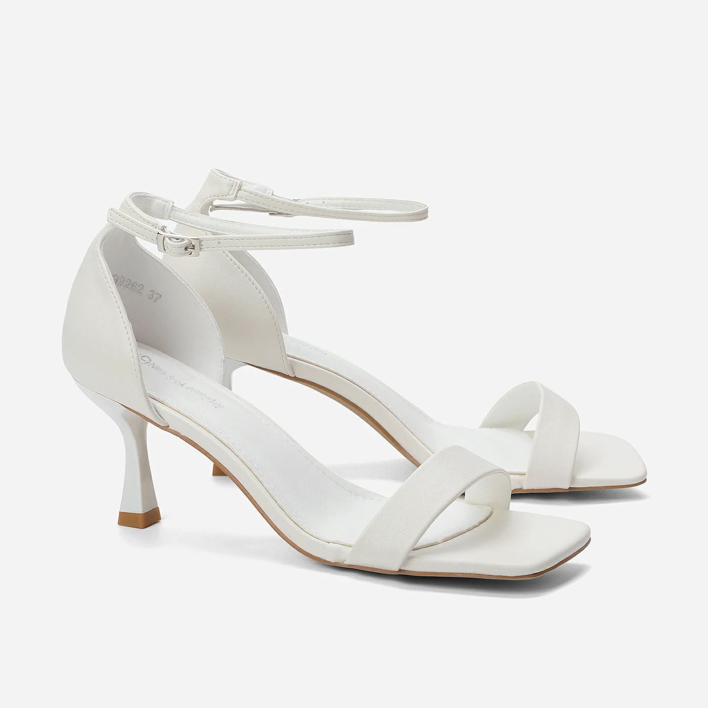 סנדל עקב לבן 39