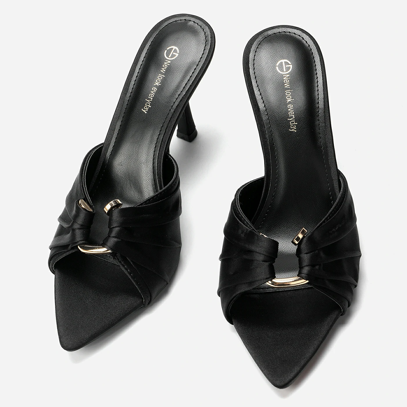 כפכף עקב שחור 37