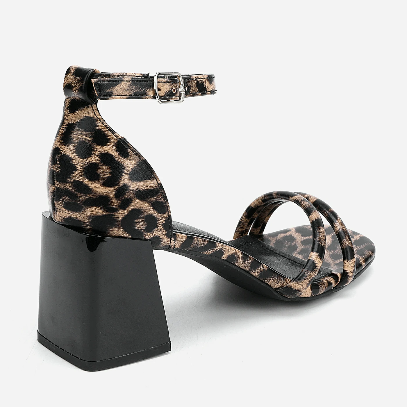 סנדל עקב מנומר 37