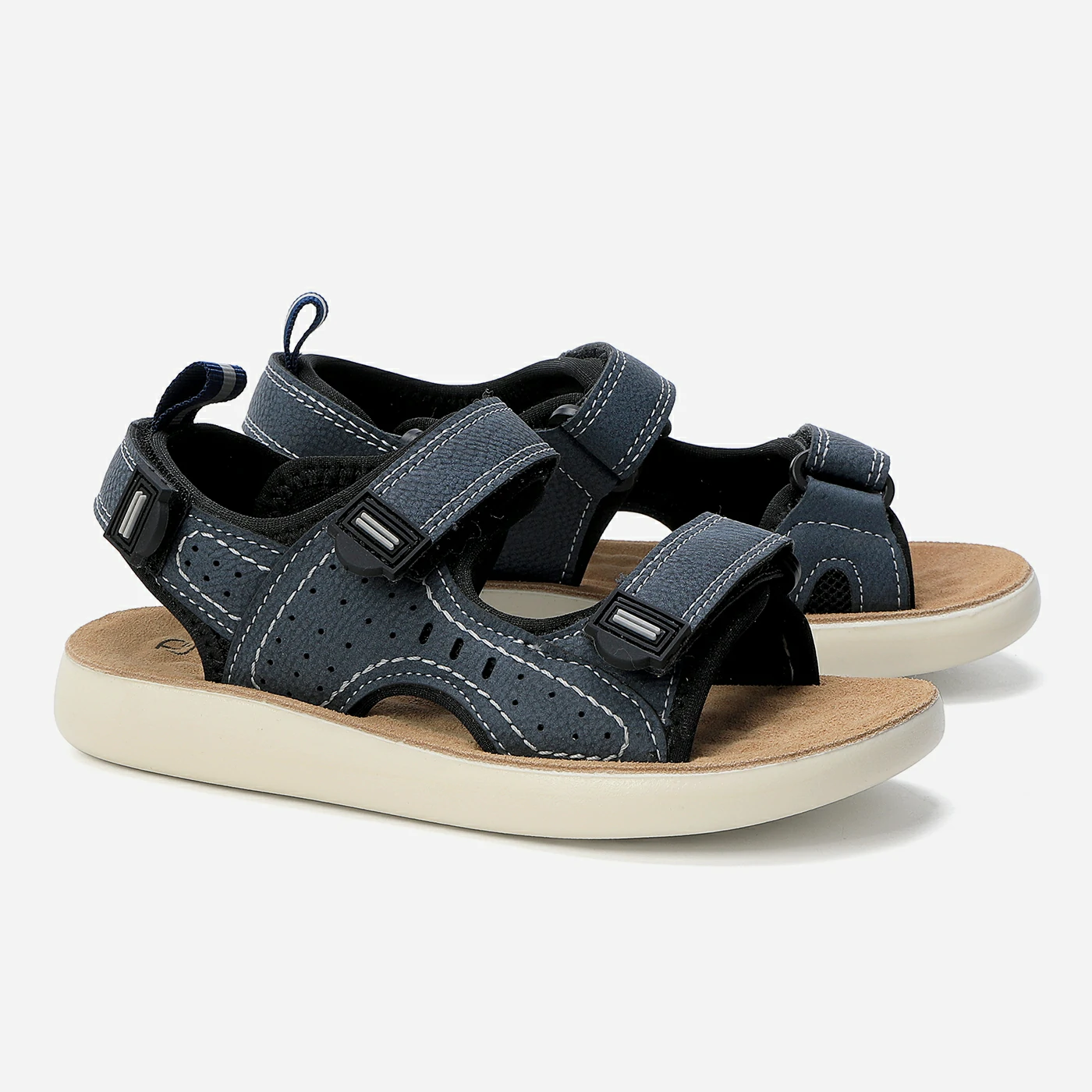 סנדל נייבי 28